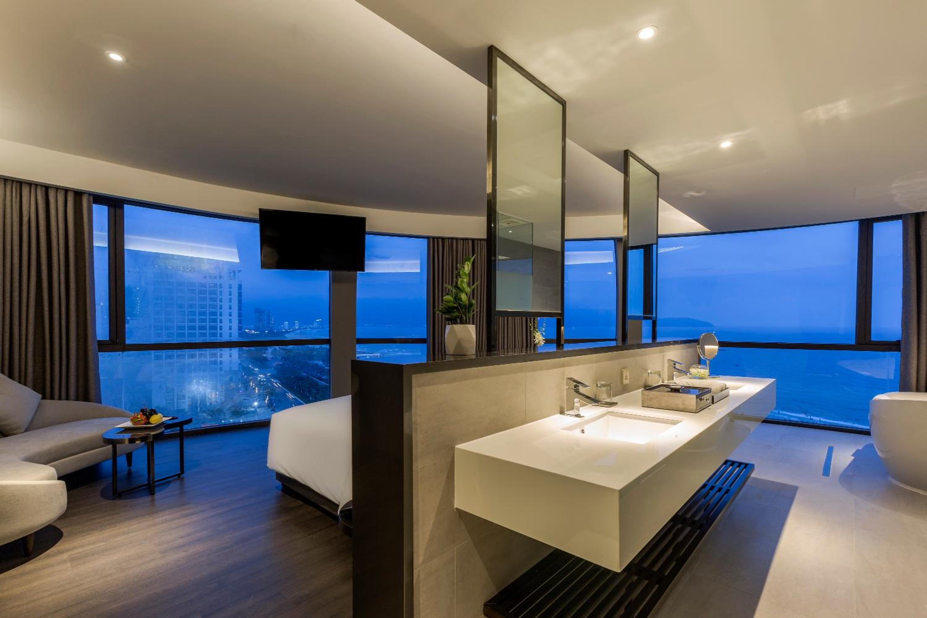 Executive Suite with Ocean Front - Photo 5