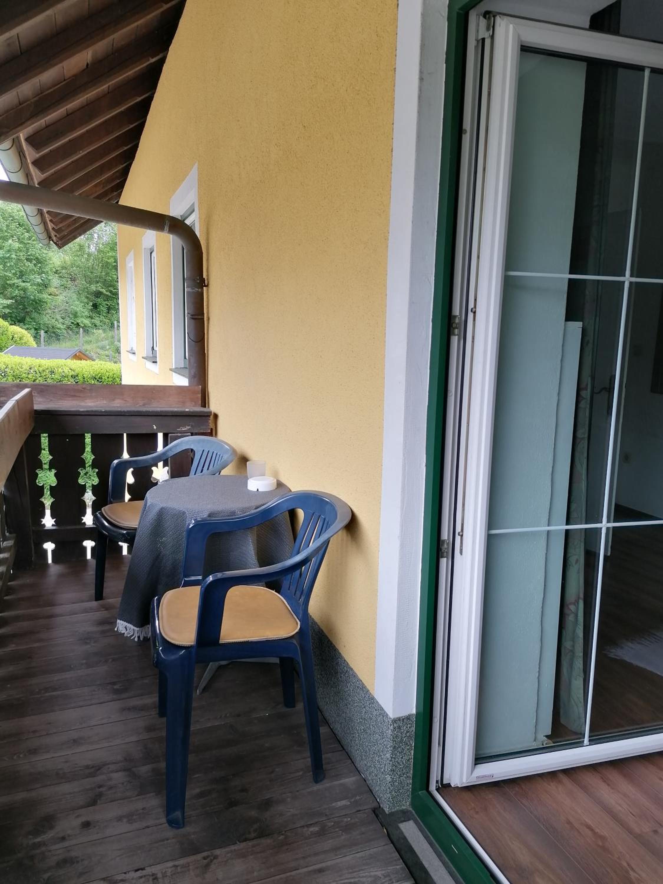 Double Room with Balcony - Photo 5