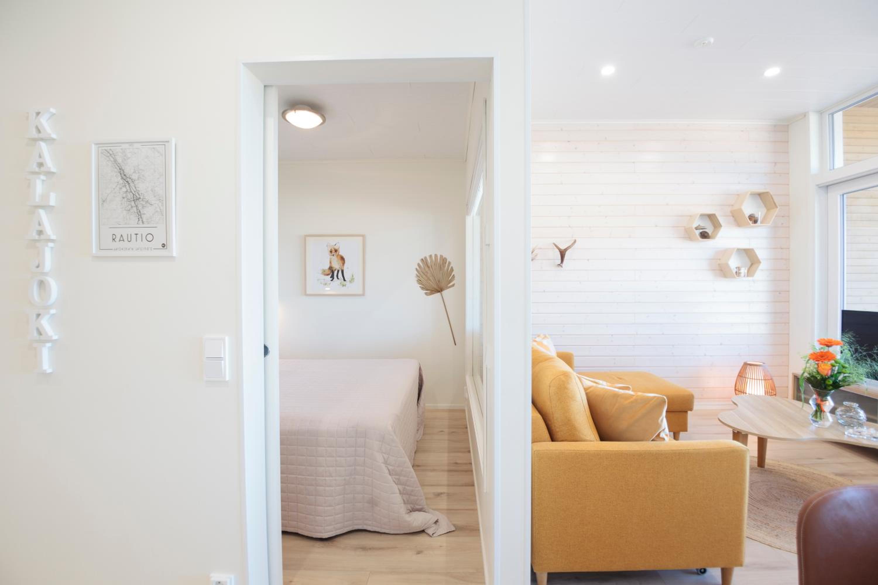 One-Bedroom Apartment - Photo 8