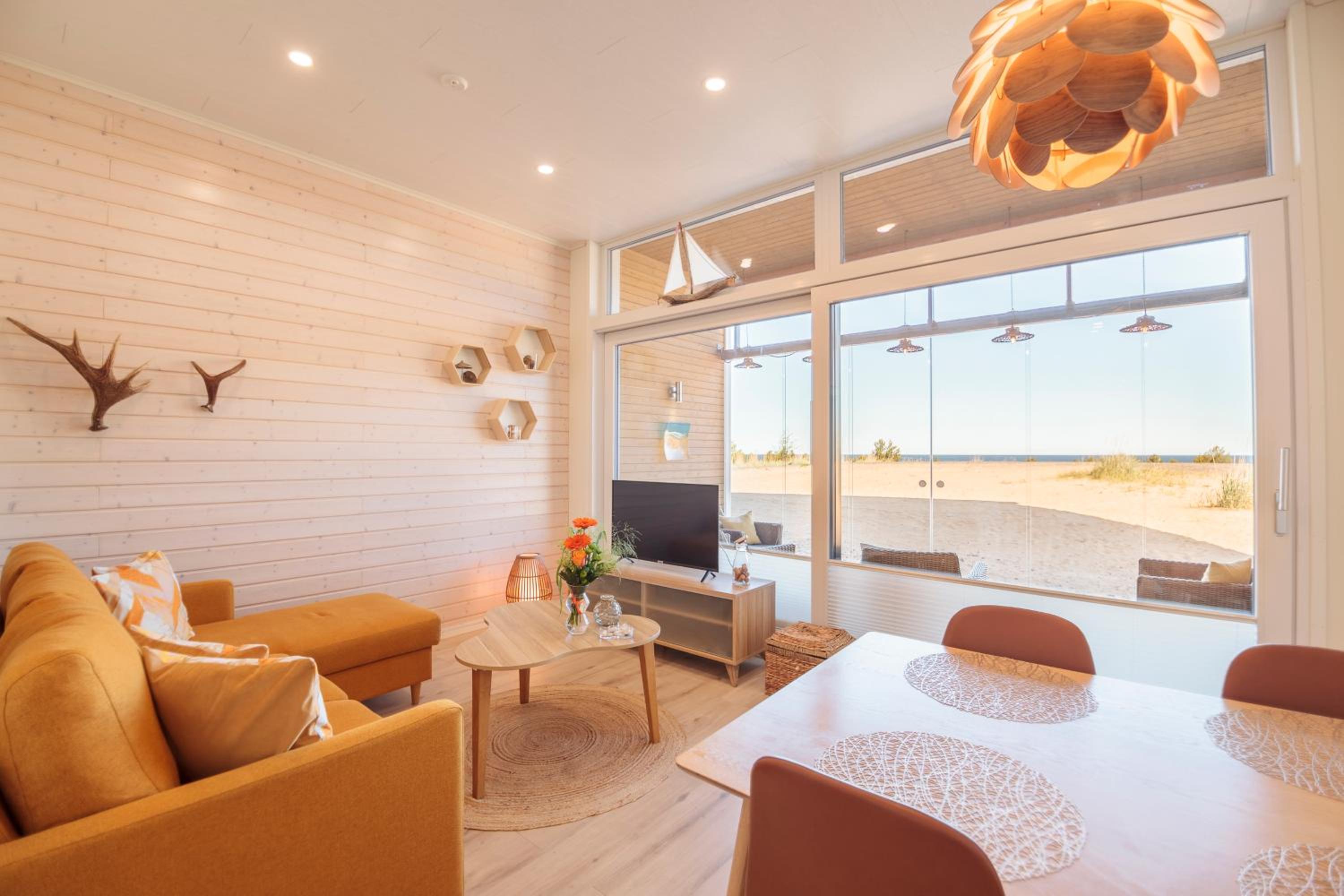 One-Bedroom Apartment - Photo 13