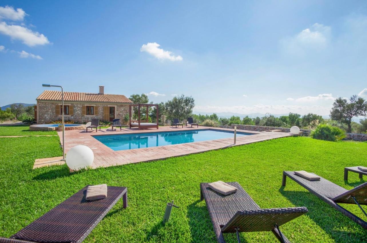 Villa With Private Pool photo 2