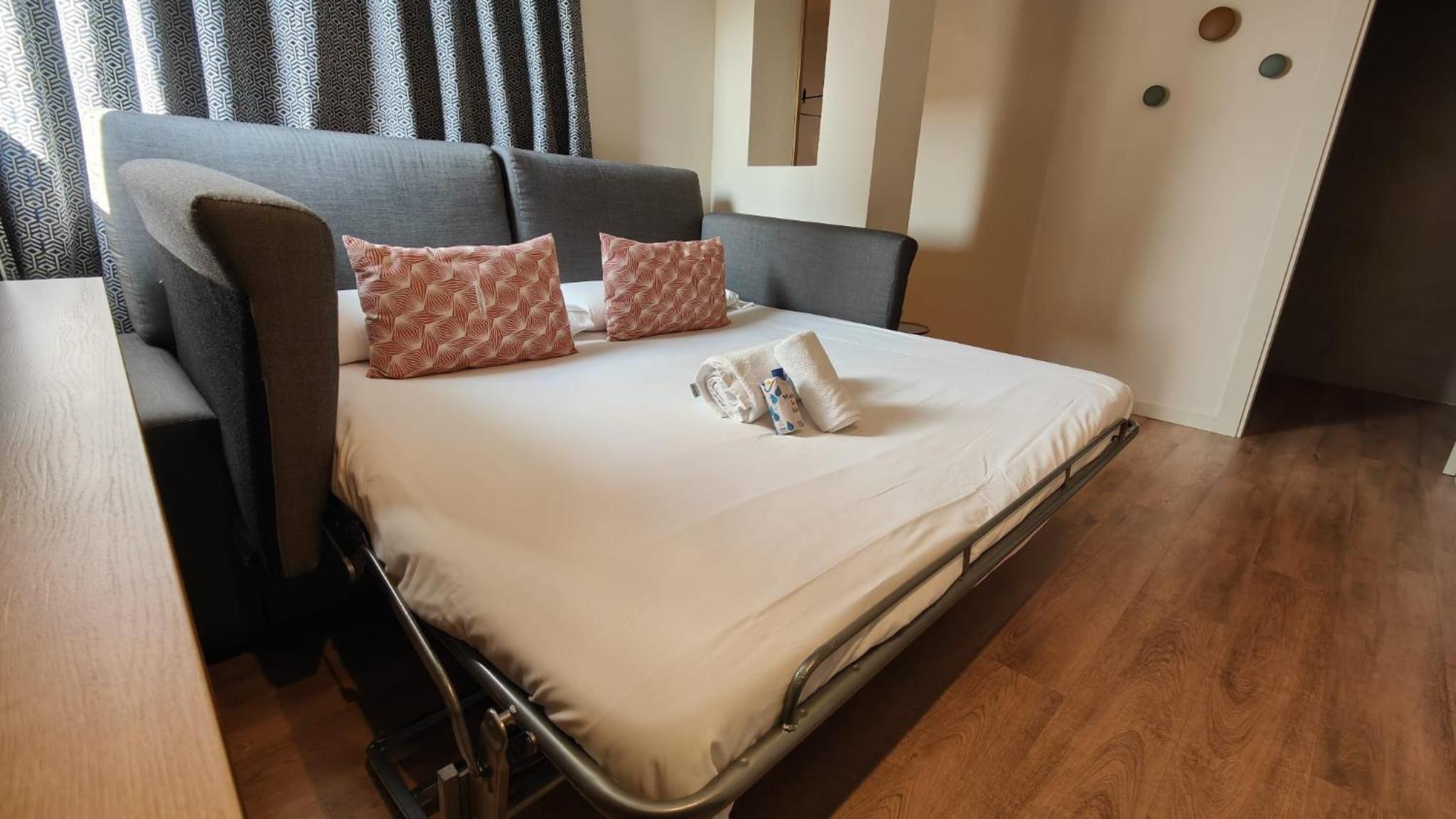 Deluxe Double Room - Photo 2