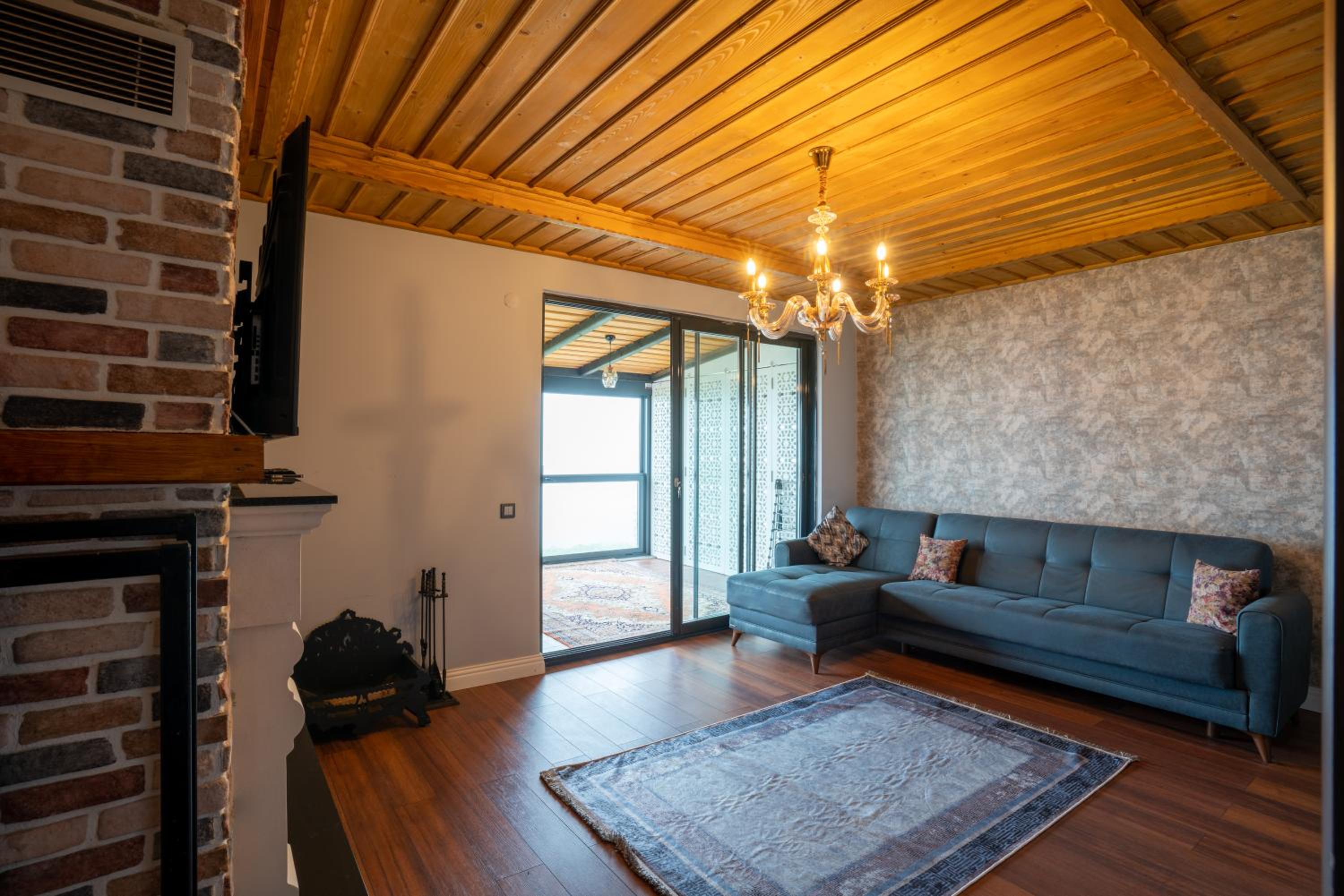 Villa with Garden View - Photo 15