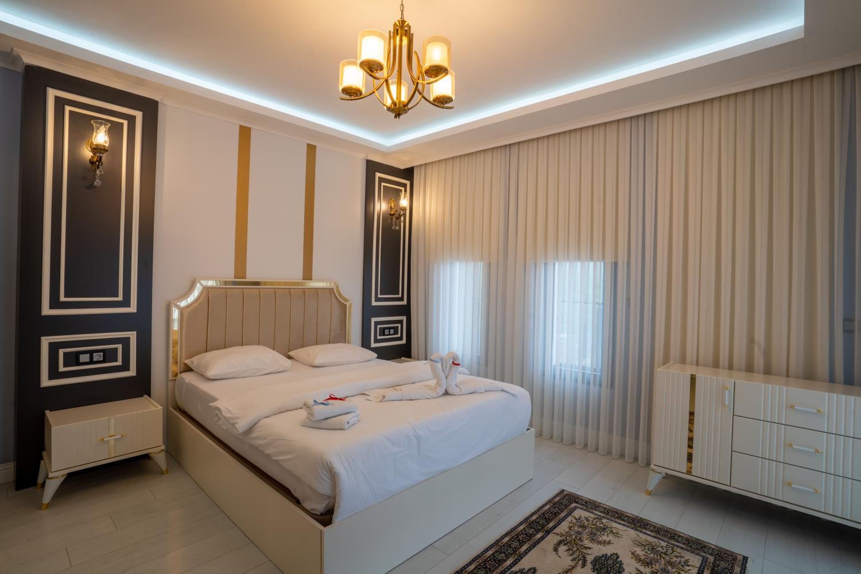 Villa with Garden View - Photo 25