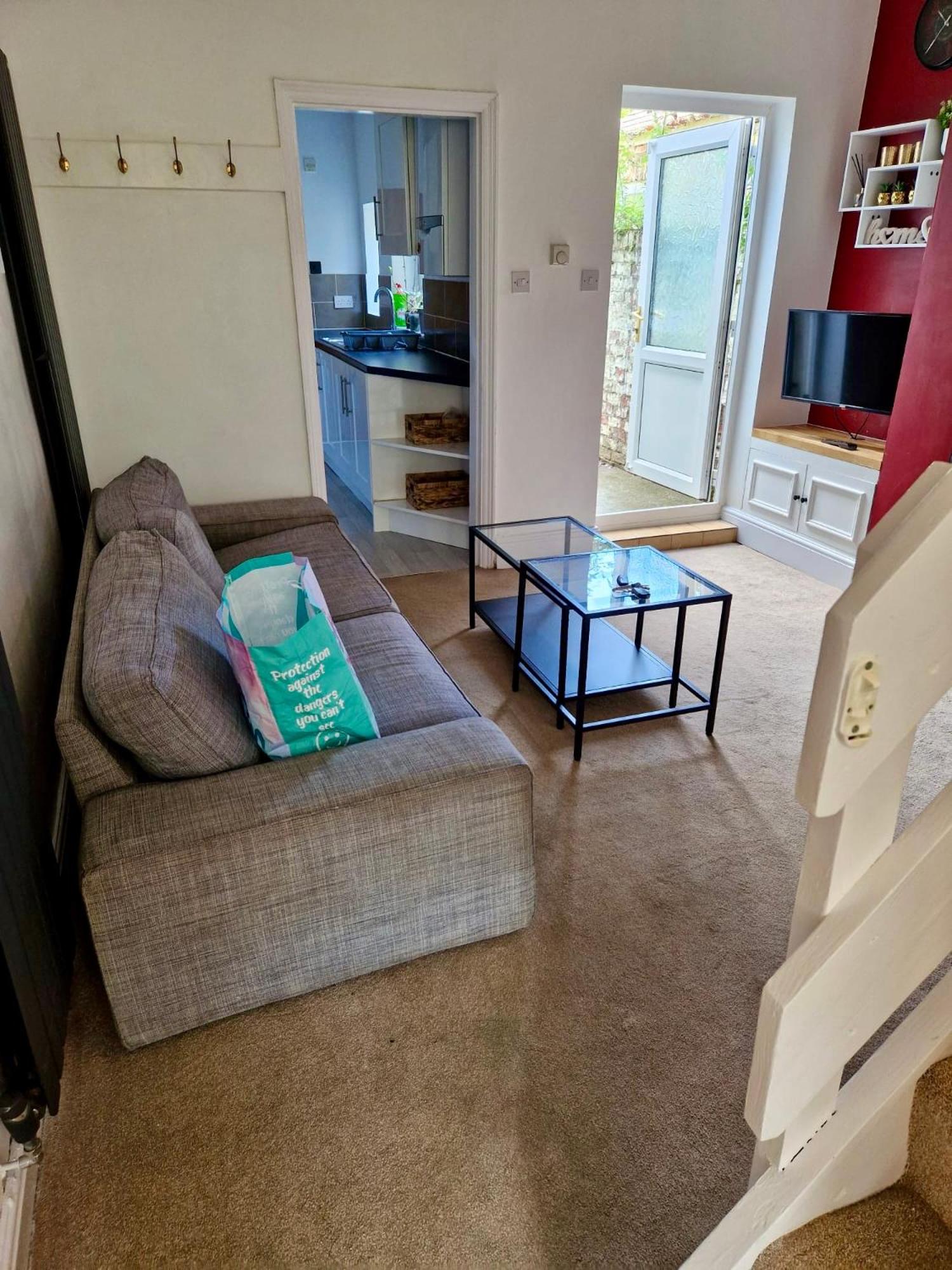 Three-Bedroom House - Photo 19
