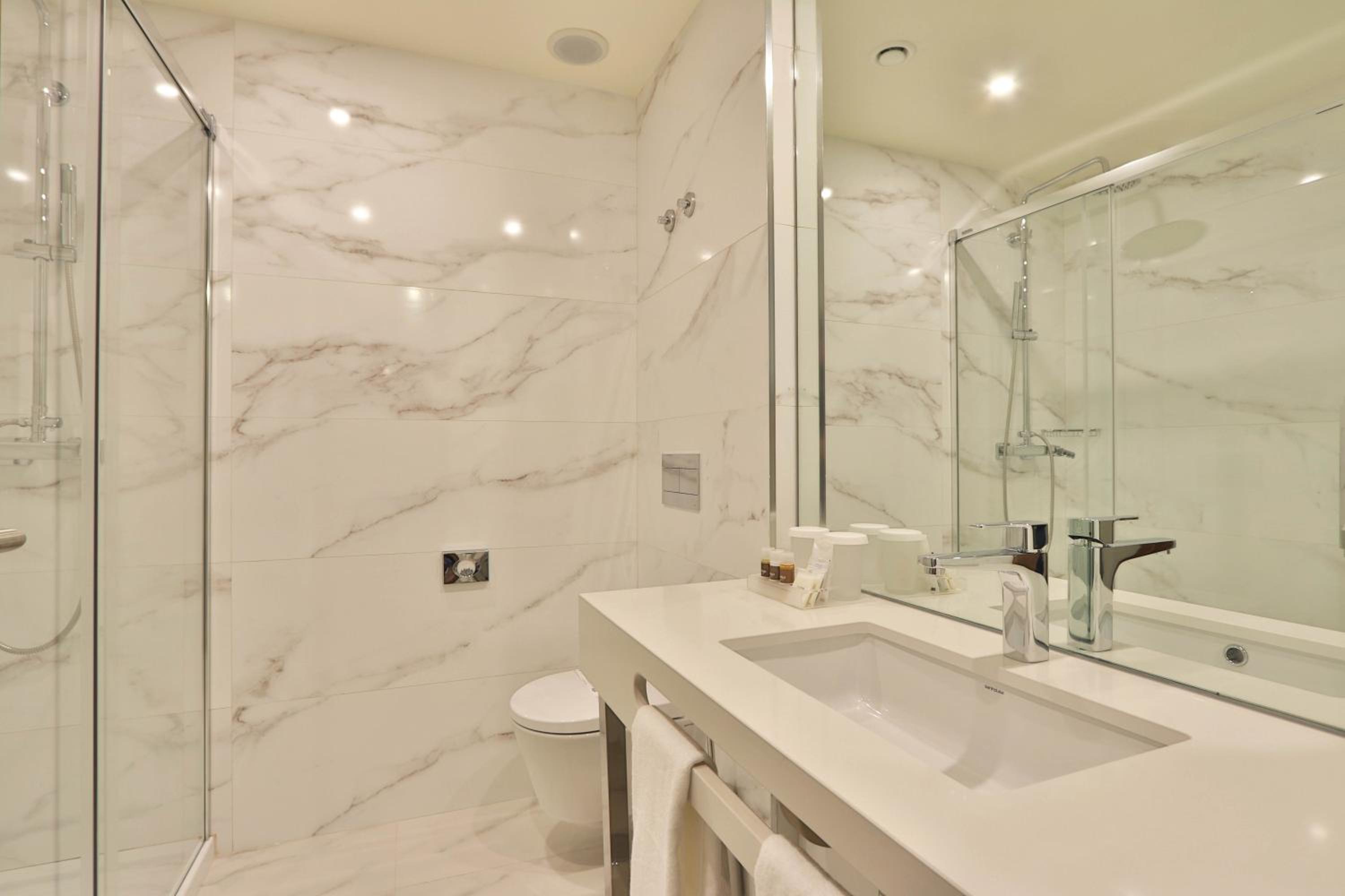 Superior Twin Room - Photo 9