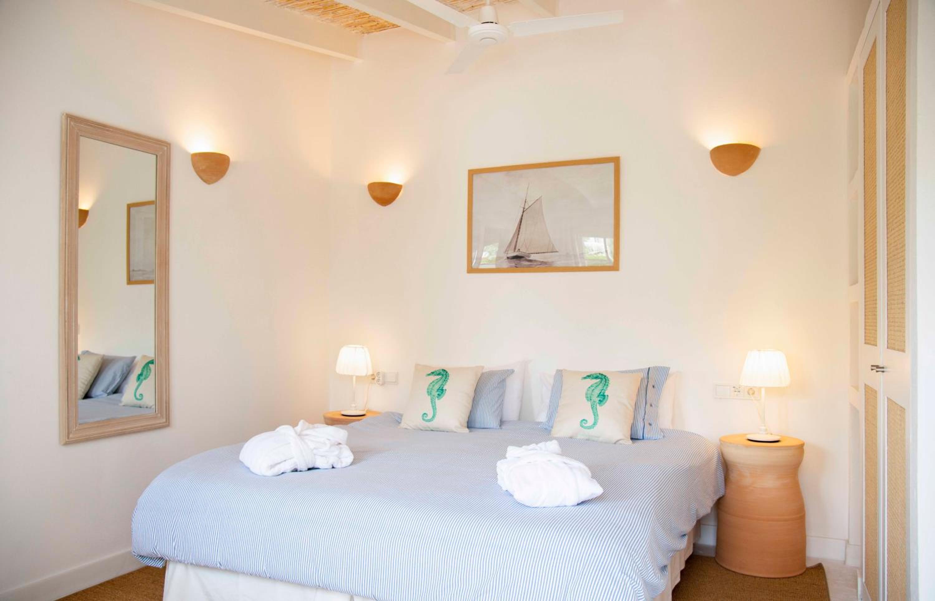 Deluxe Double or Twin Room with Garden View - Photo 8