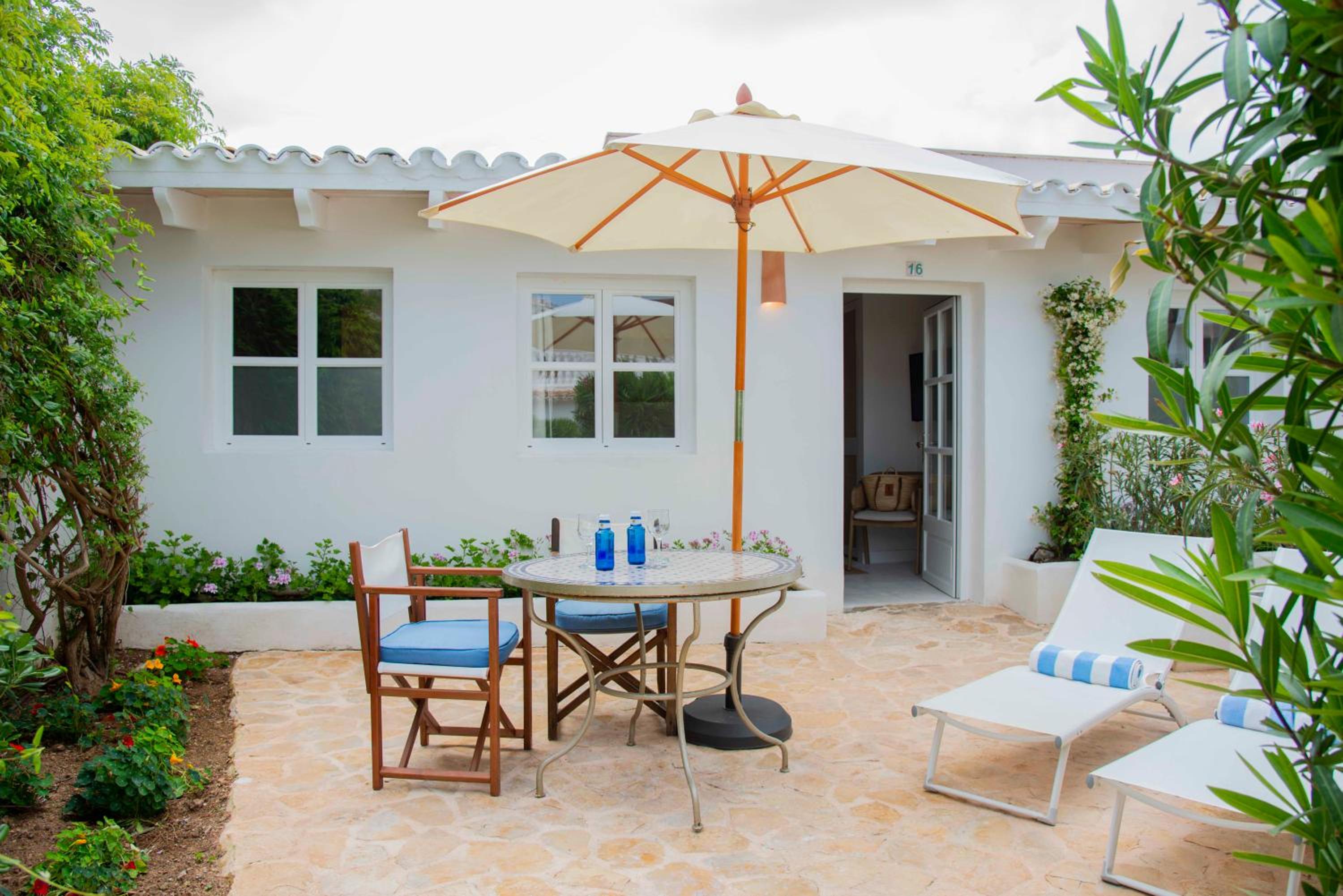 Deluxe Double or Twin Room with Garden View - Photo 3