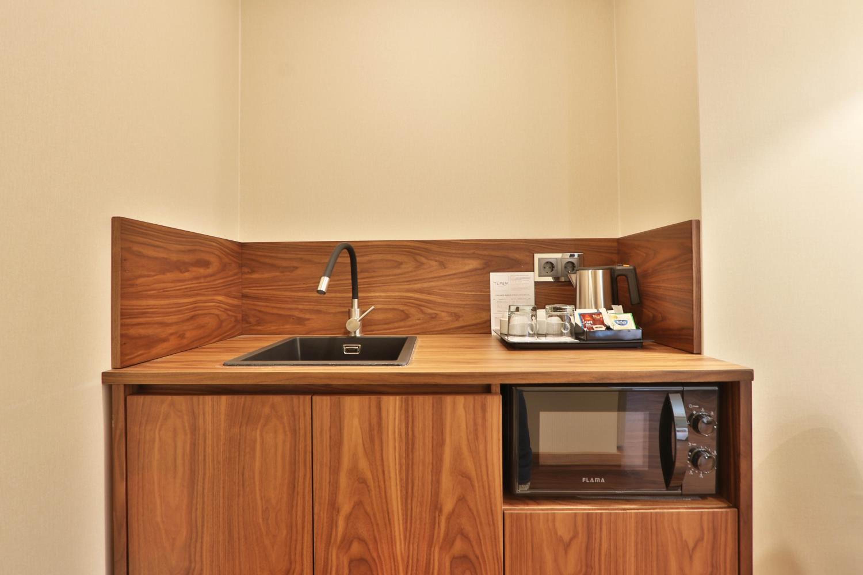 Executive Double Room - Photo 10