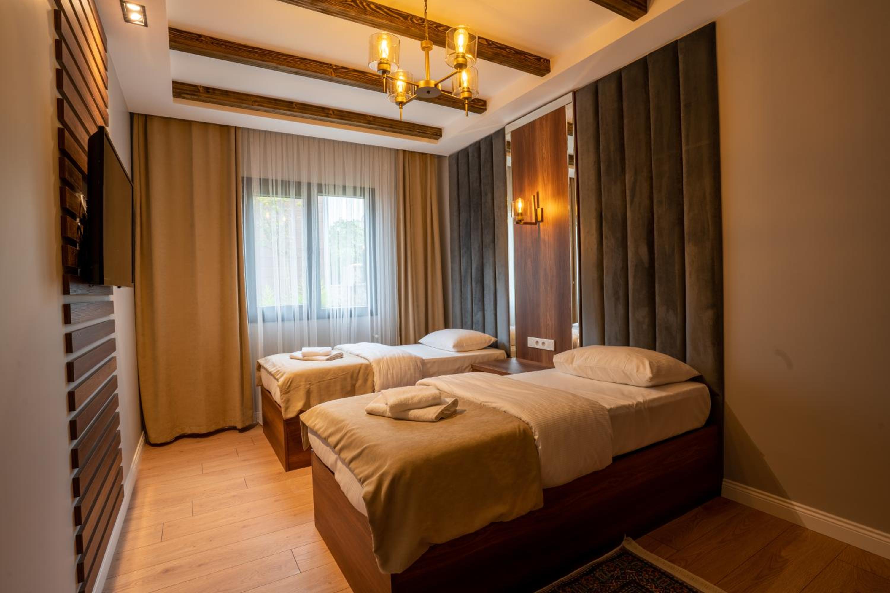 Deluxe Bungalow - Photo 29