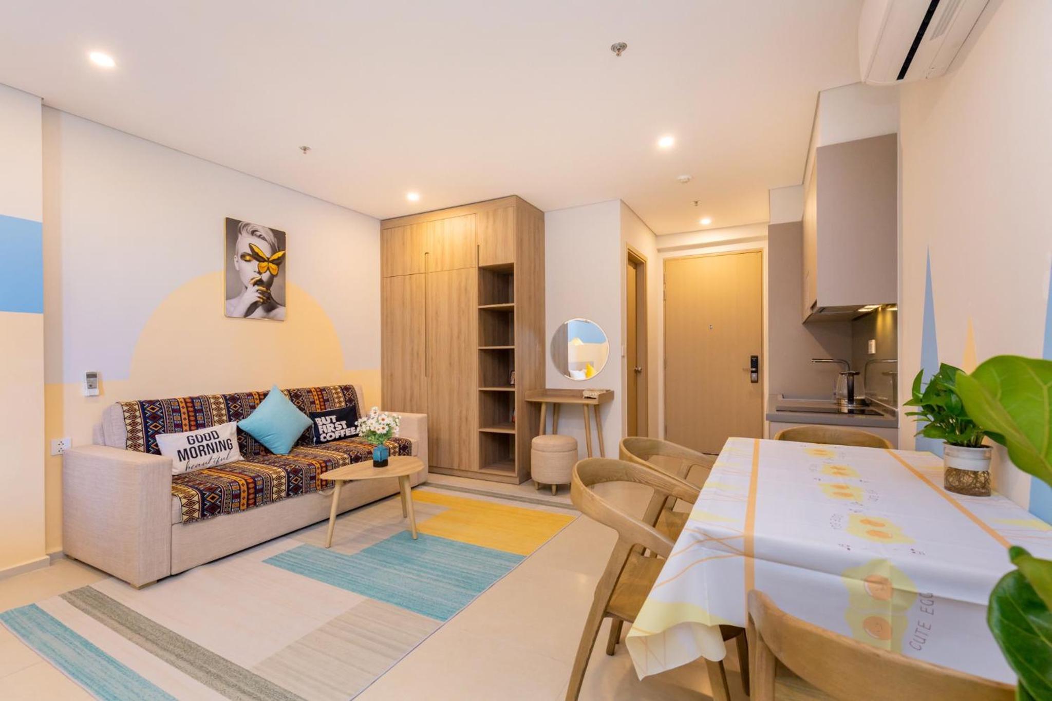 Studio Apartment