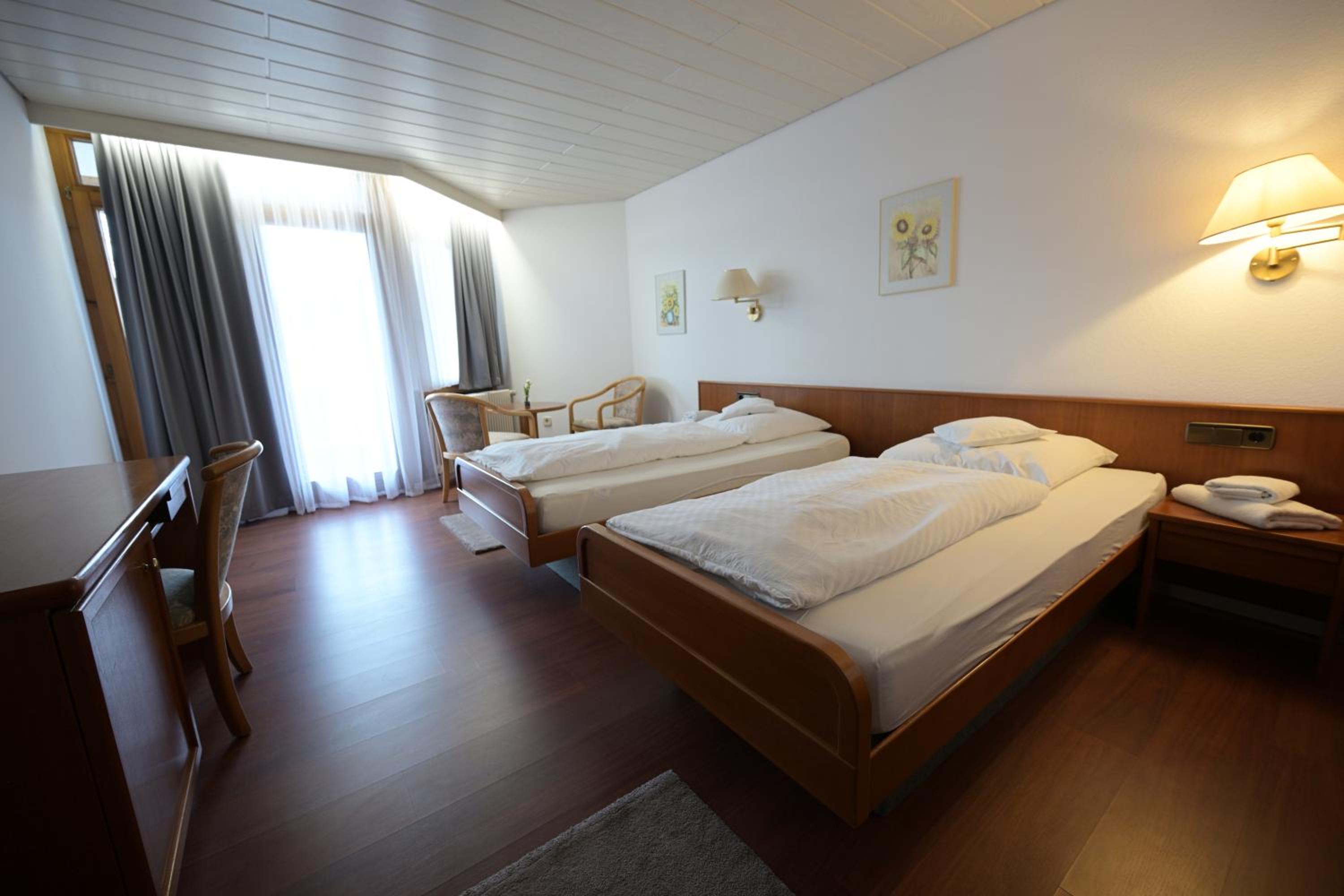 Double Room - Photo 2