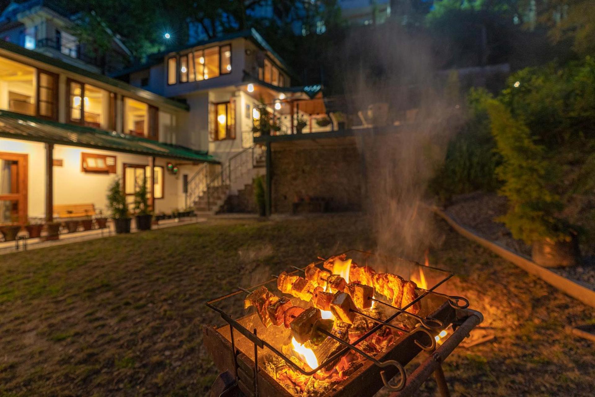 Villa photo 3