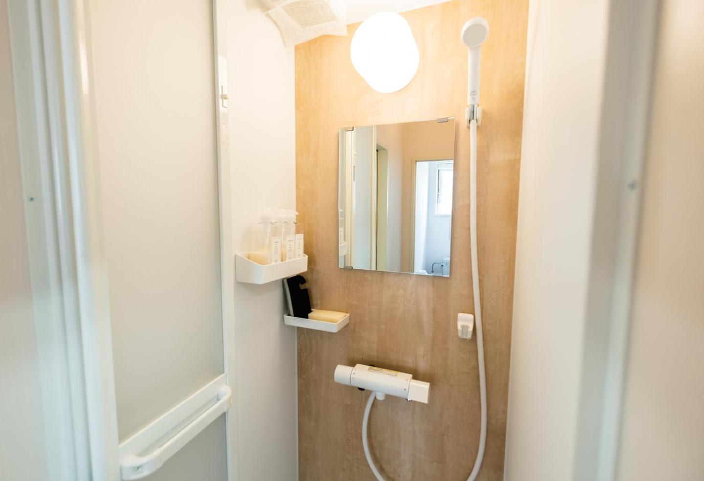 Standard Twin Room with Mountain View - Photo 35