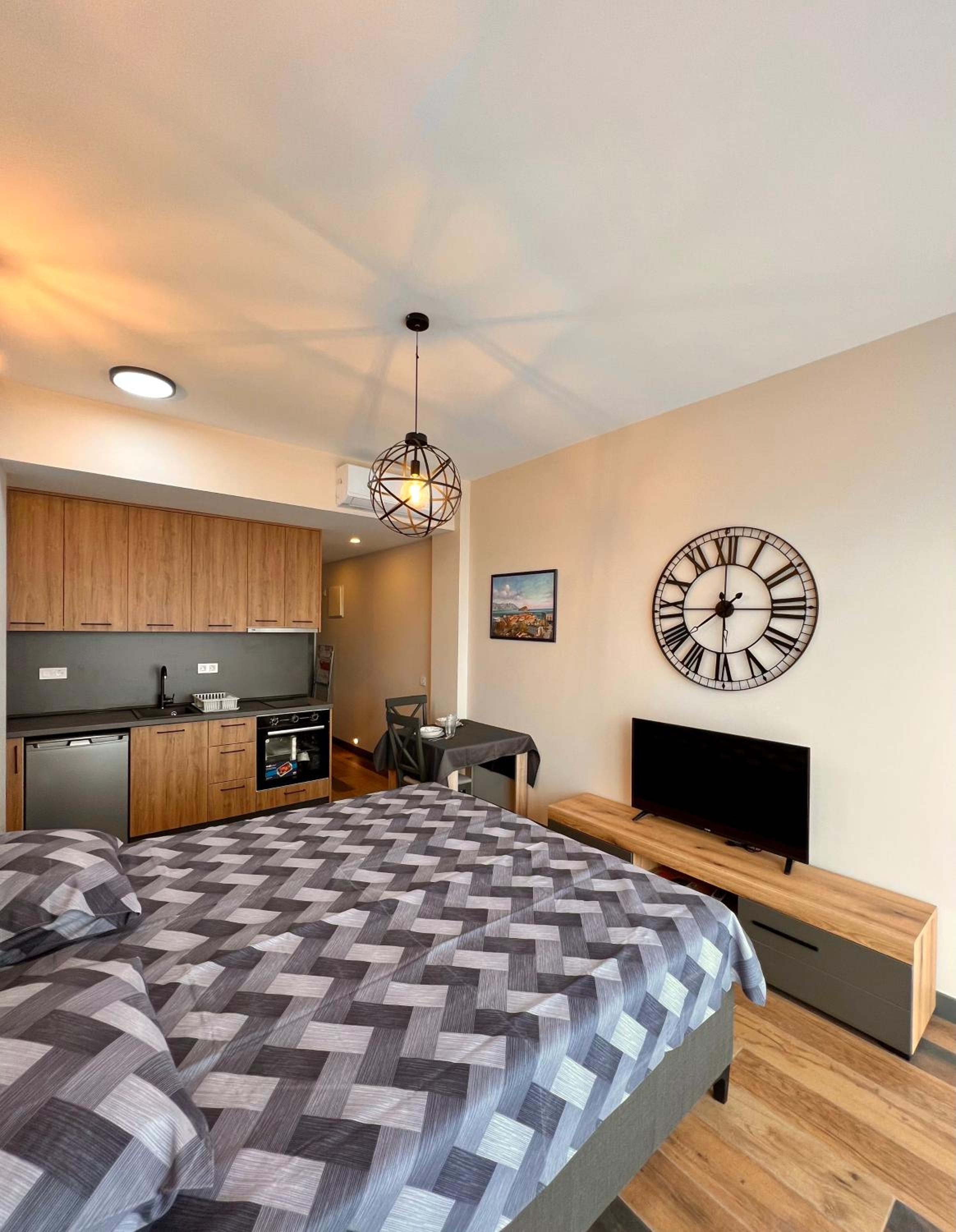 Studio Apartment with Sea View