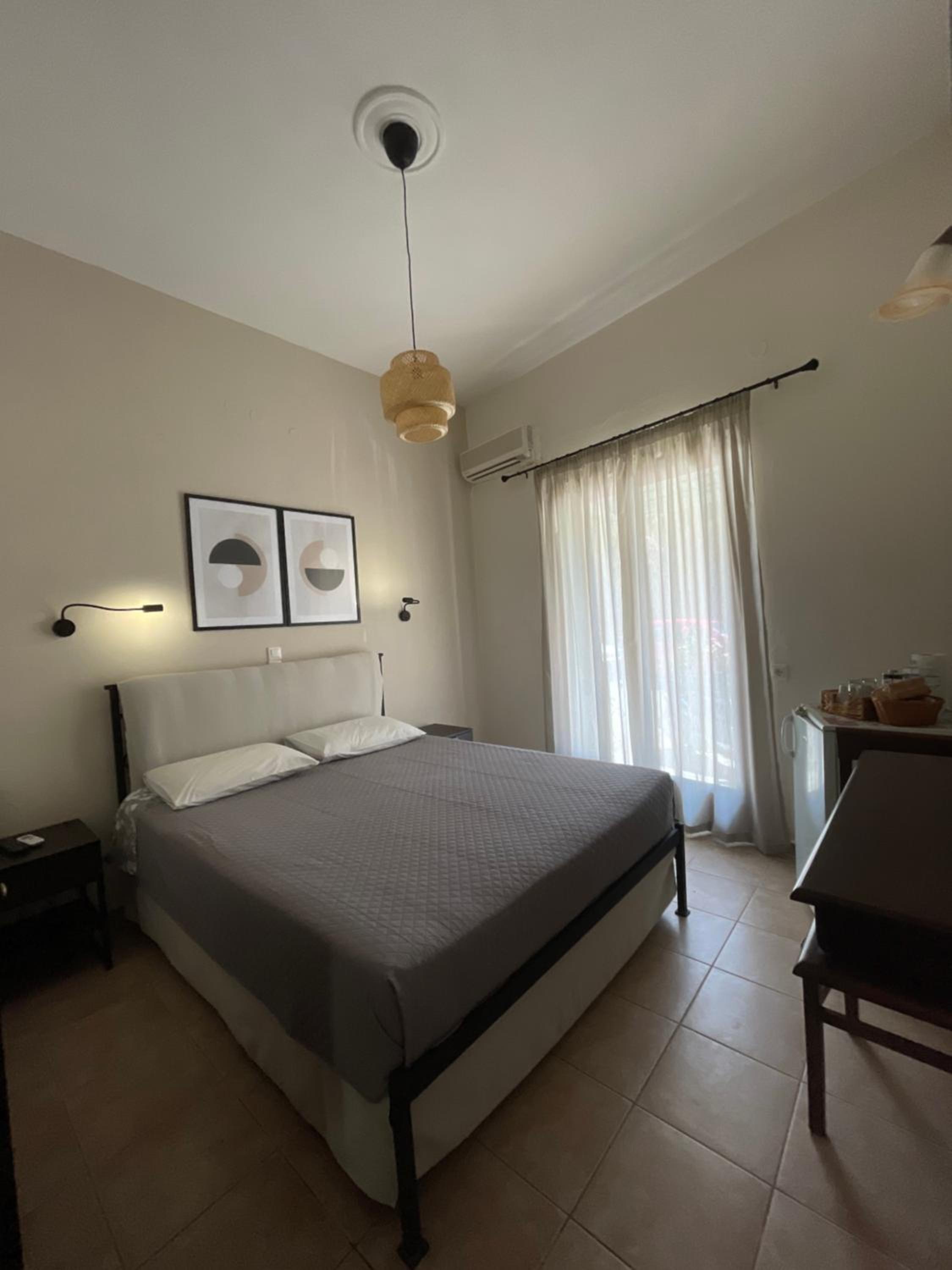 Budget Double Room photo 2
