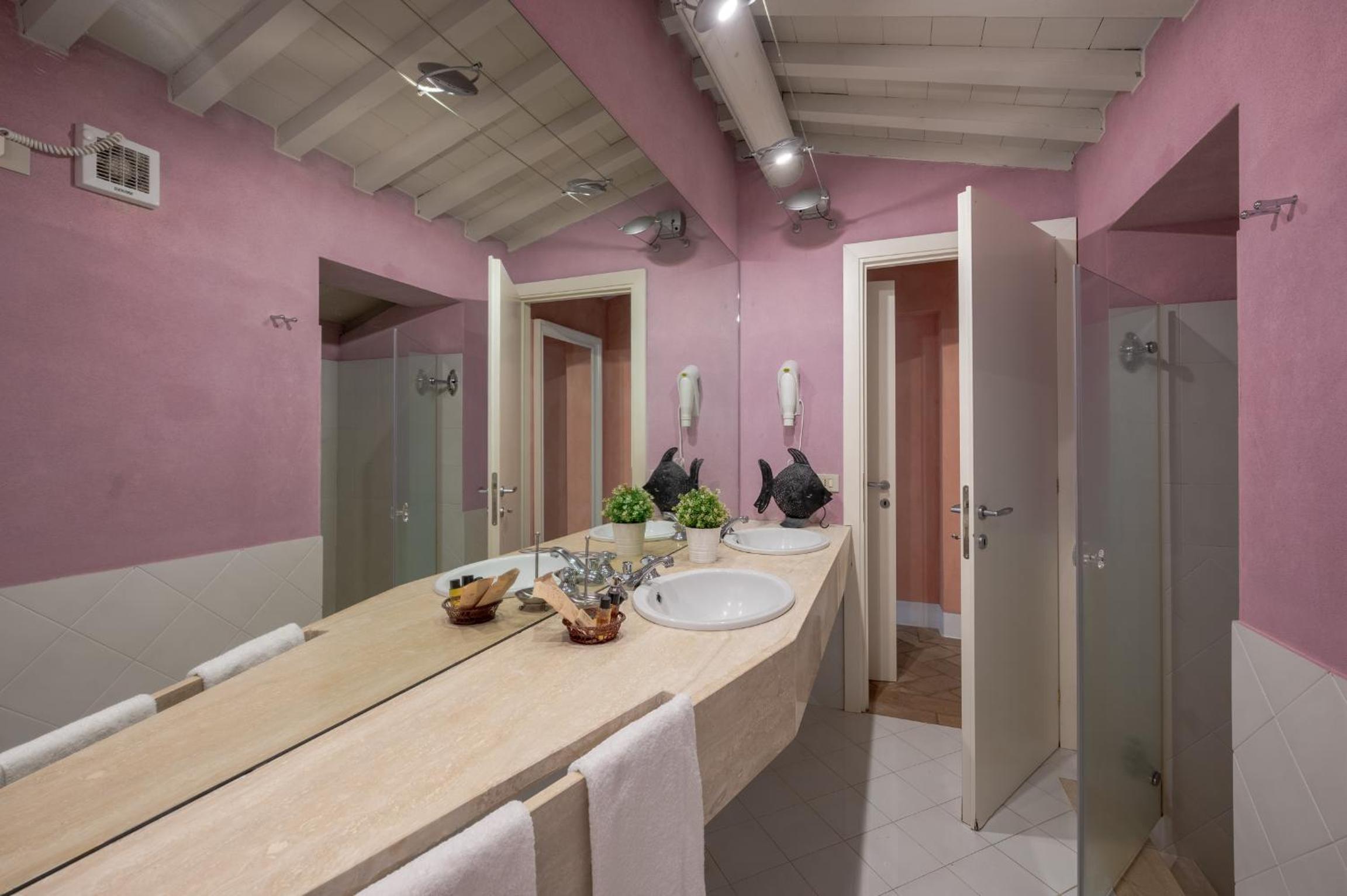 Superior Suite photo 3