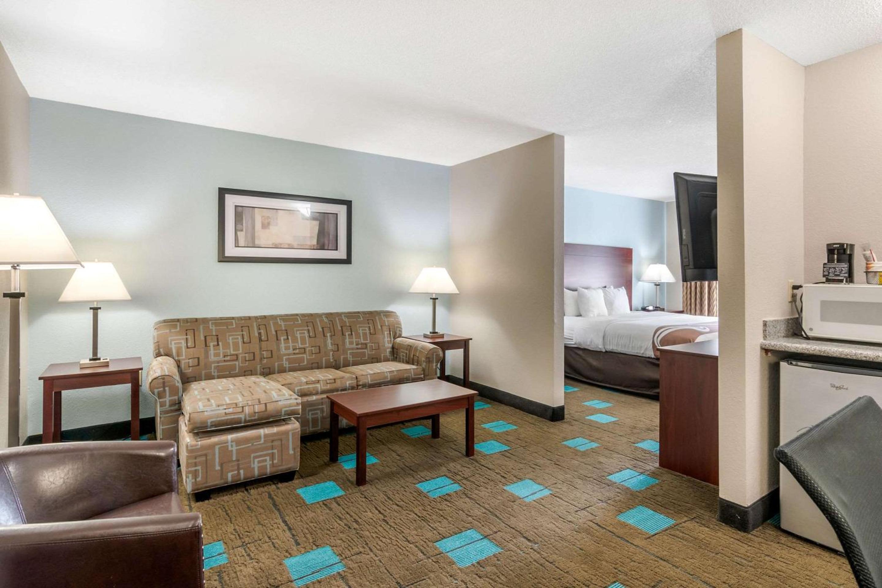 Quality Suites Kansas City International Airport, Foto 4