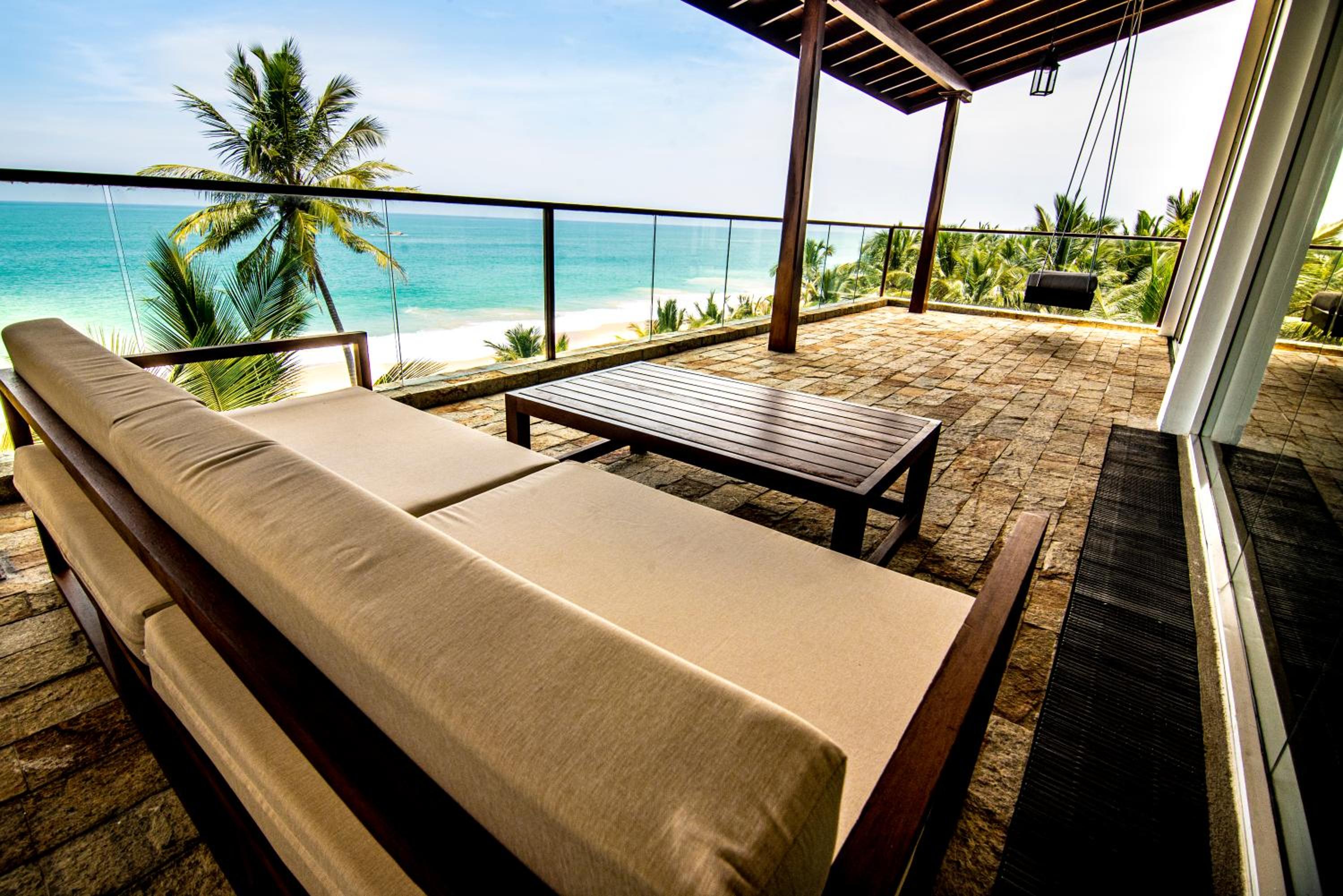 Suite with Private Pool - Direct Ocean View photo 2