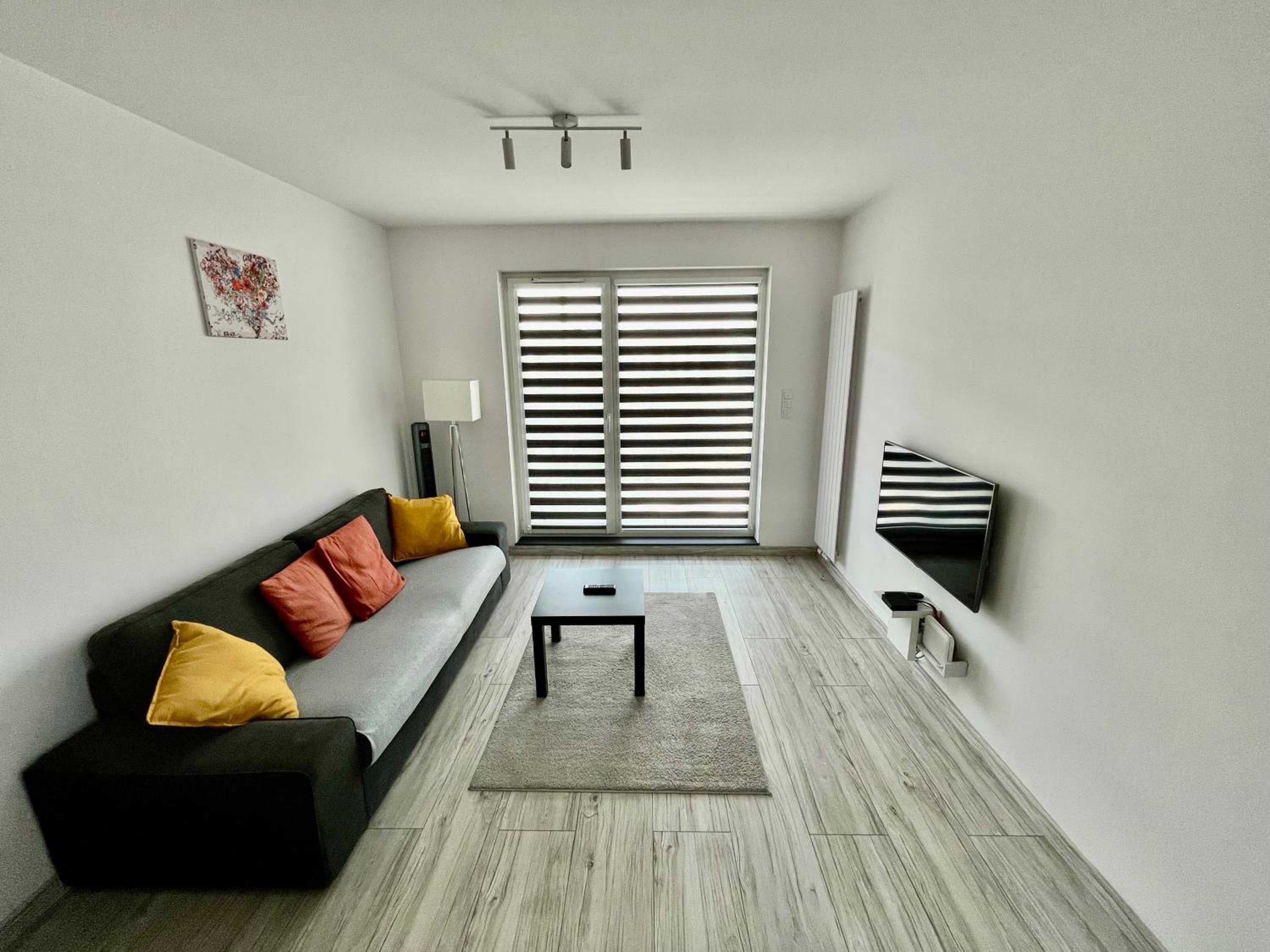 One-Bedroom Apartment photo 2