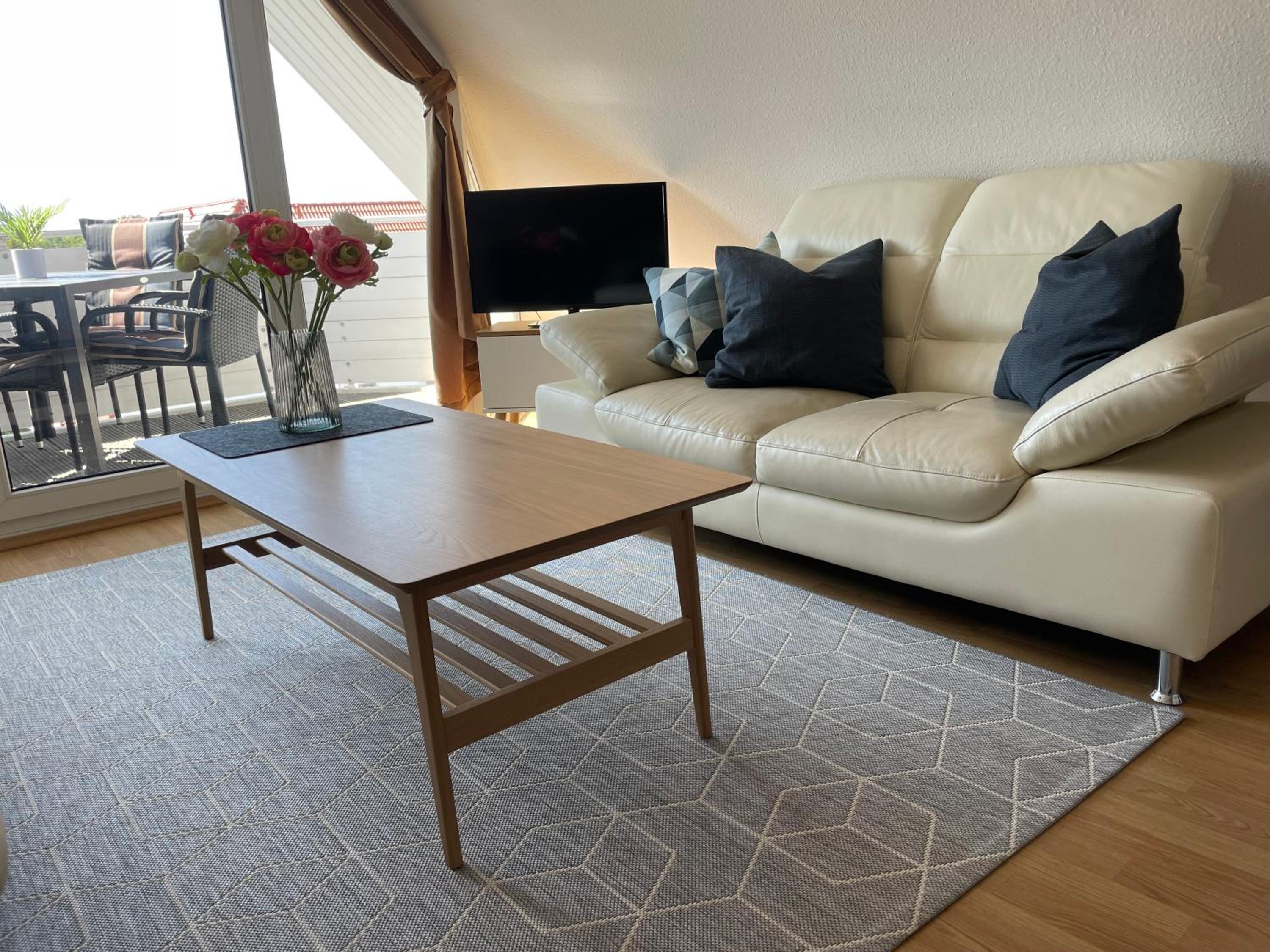 Apartment with Balcony photo 1