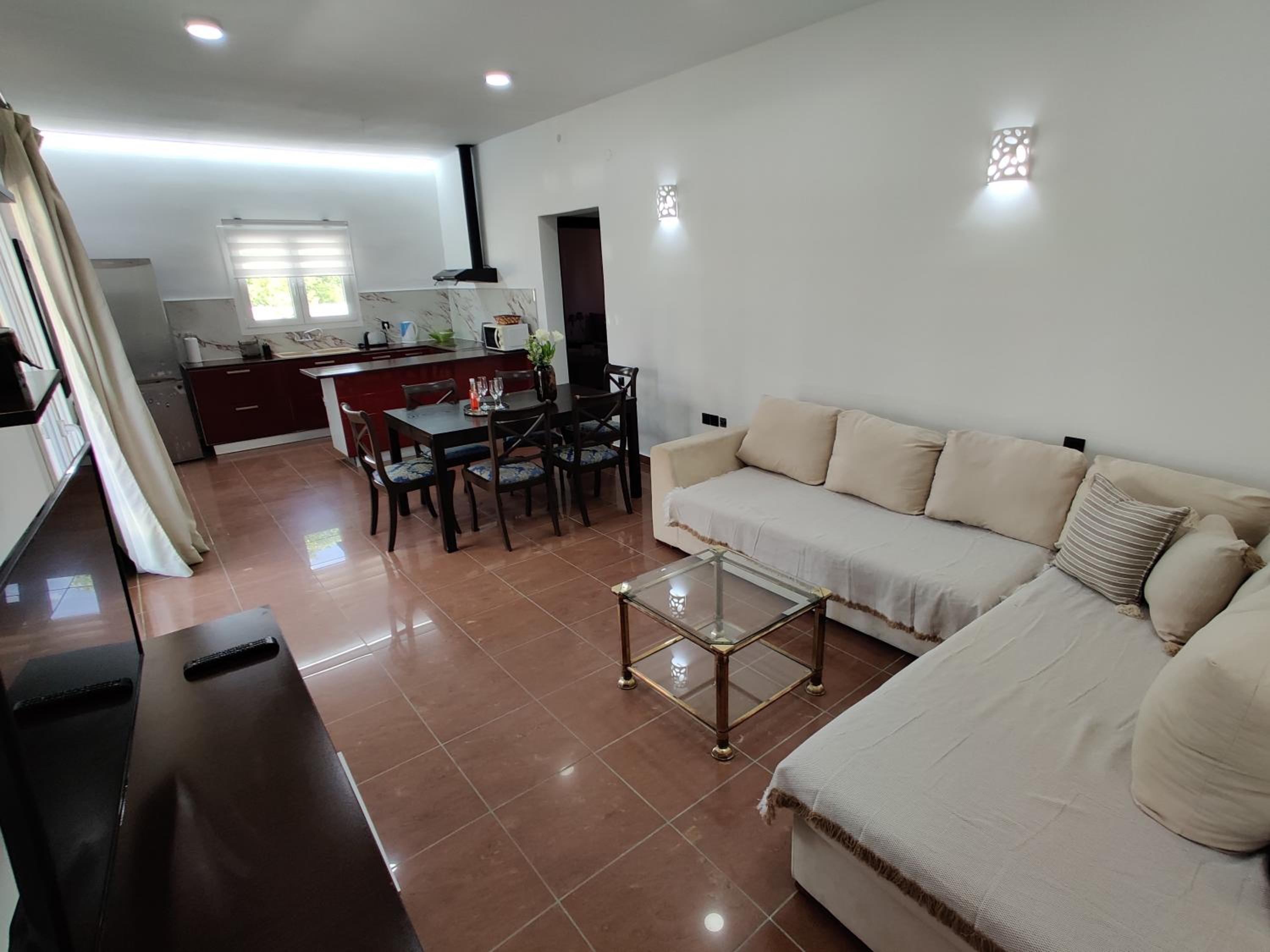 Deluxe Two-Bedroom Apartment with Garden View photo 1