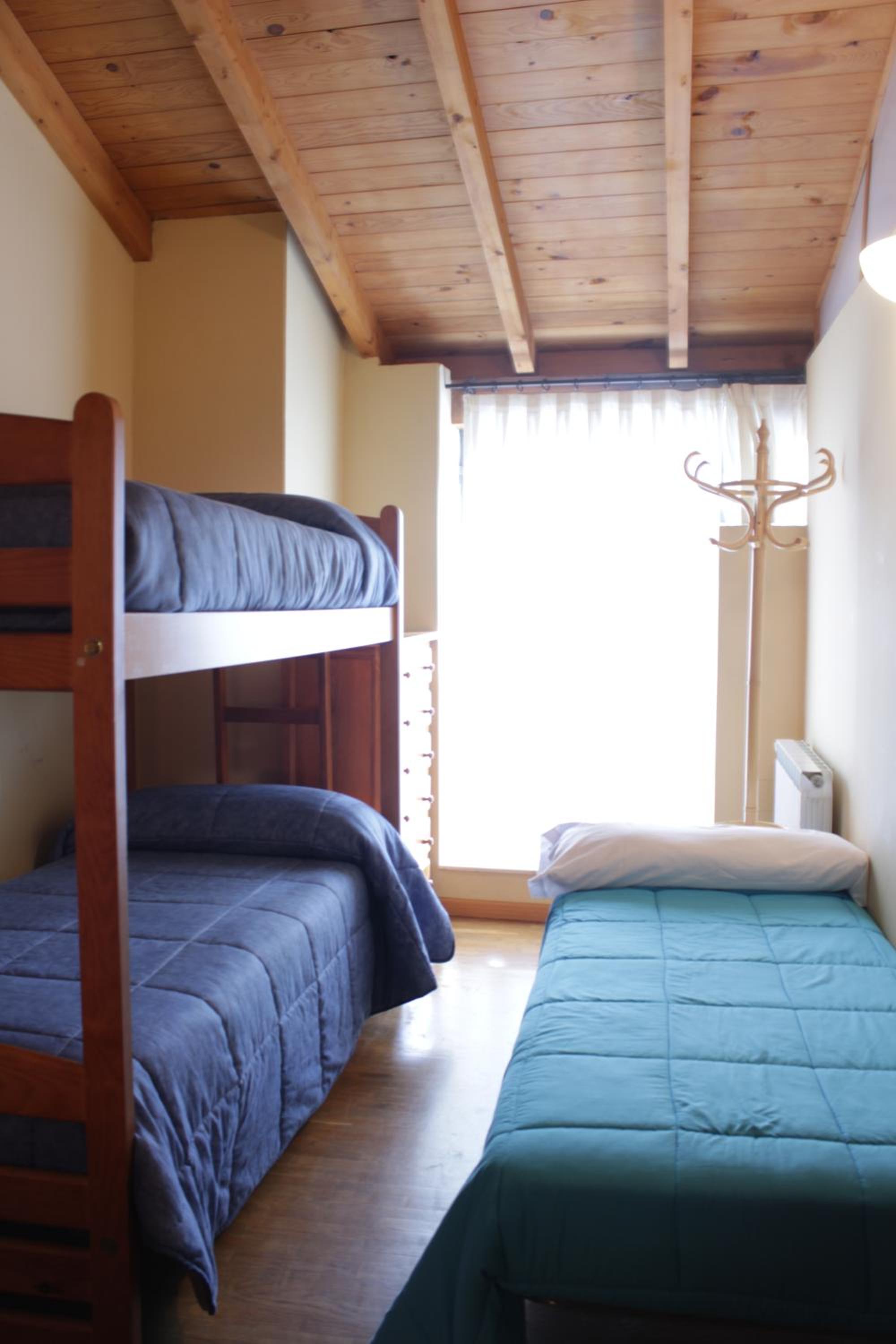 Habitación Cuádruple con Baño Compartido