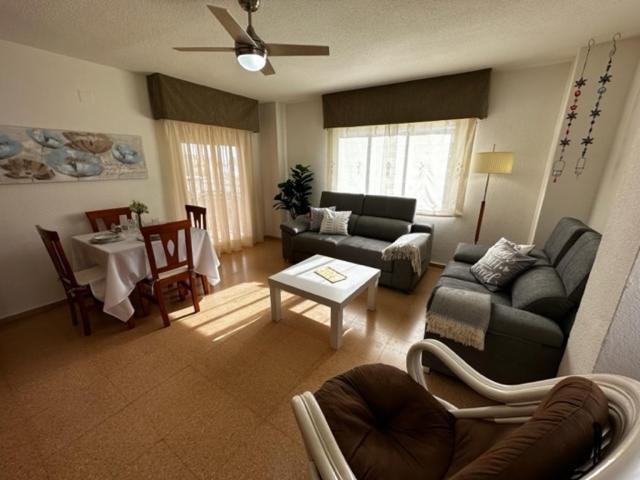 Apartamento de Cuatro Habitaciones