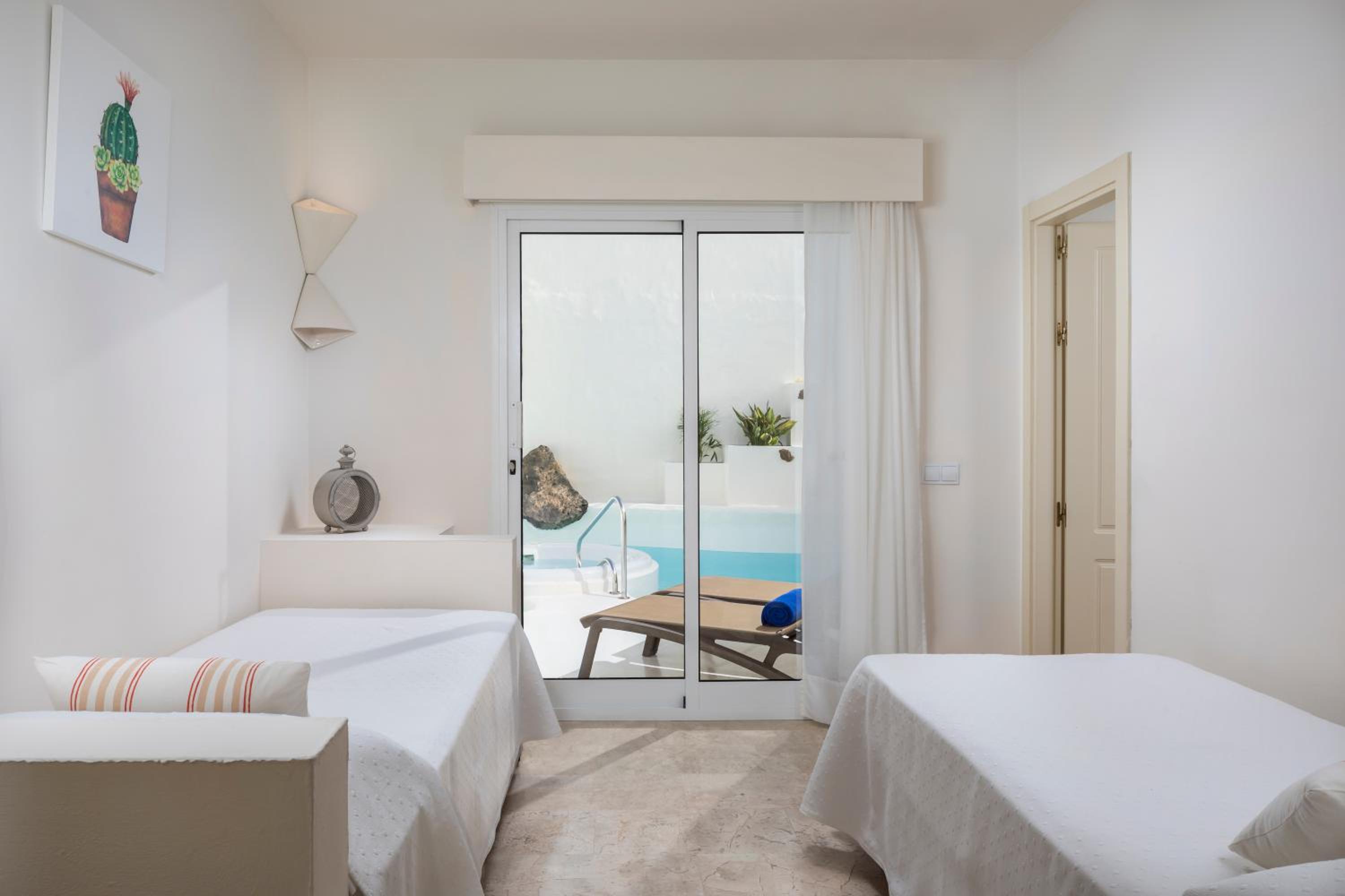 Superior One-Bedroom Villa With Private Pool