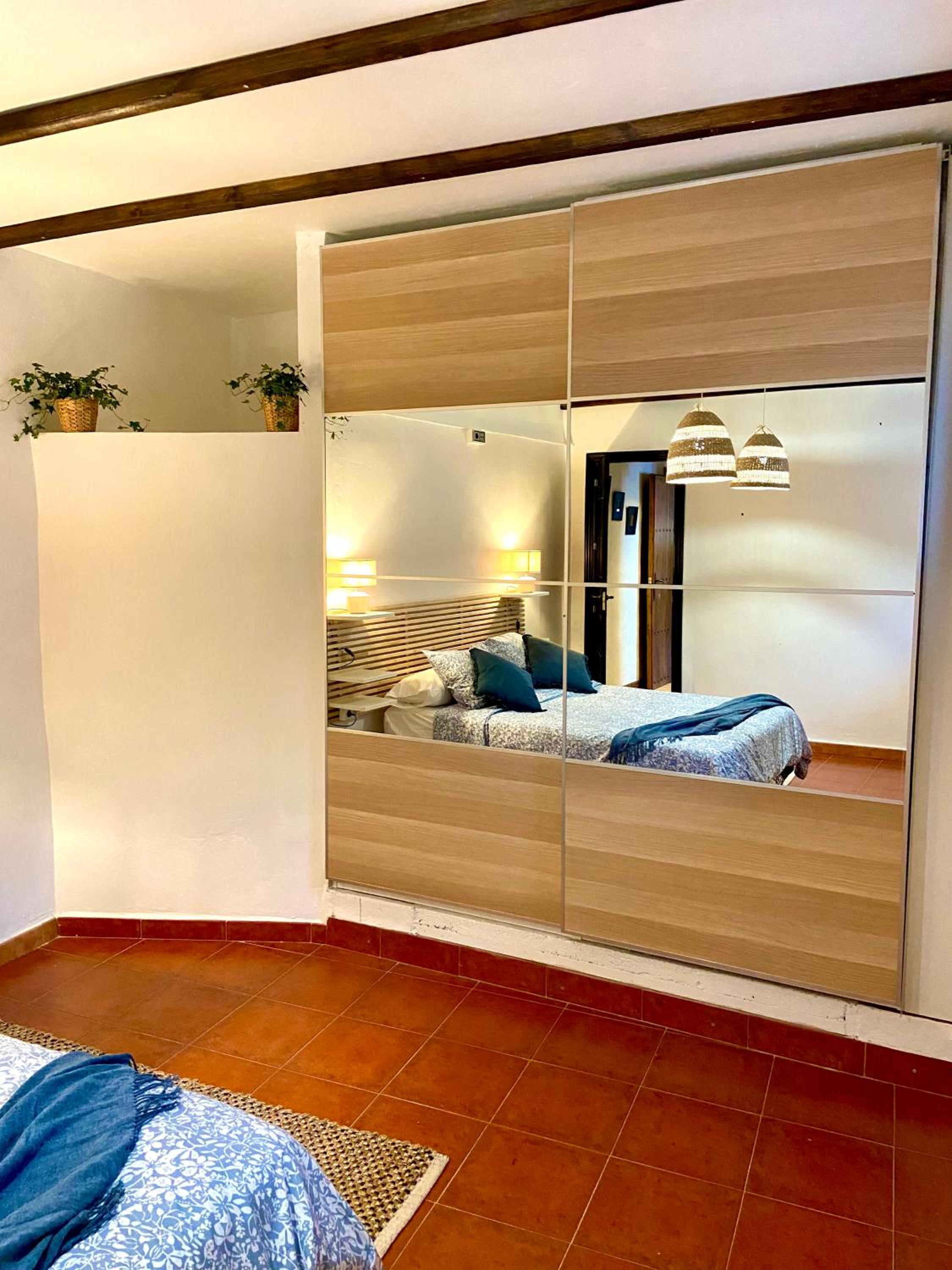 Casa de cuatro habitaciones