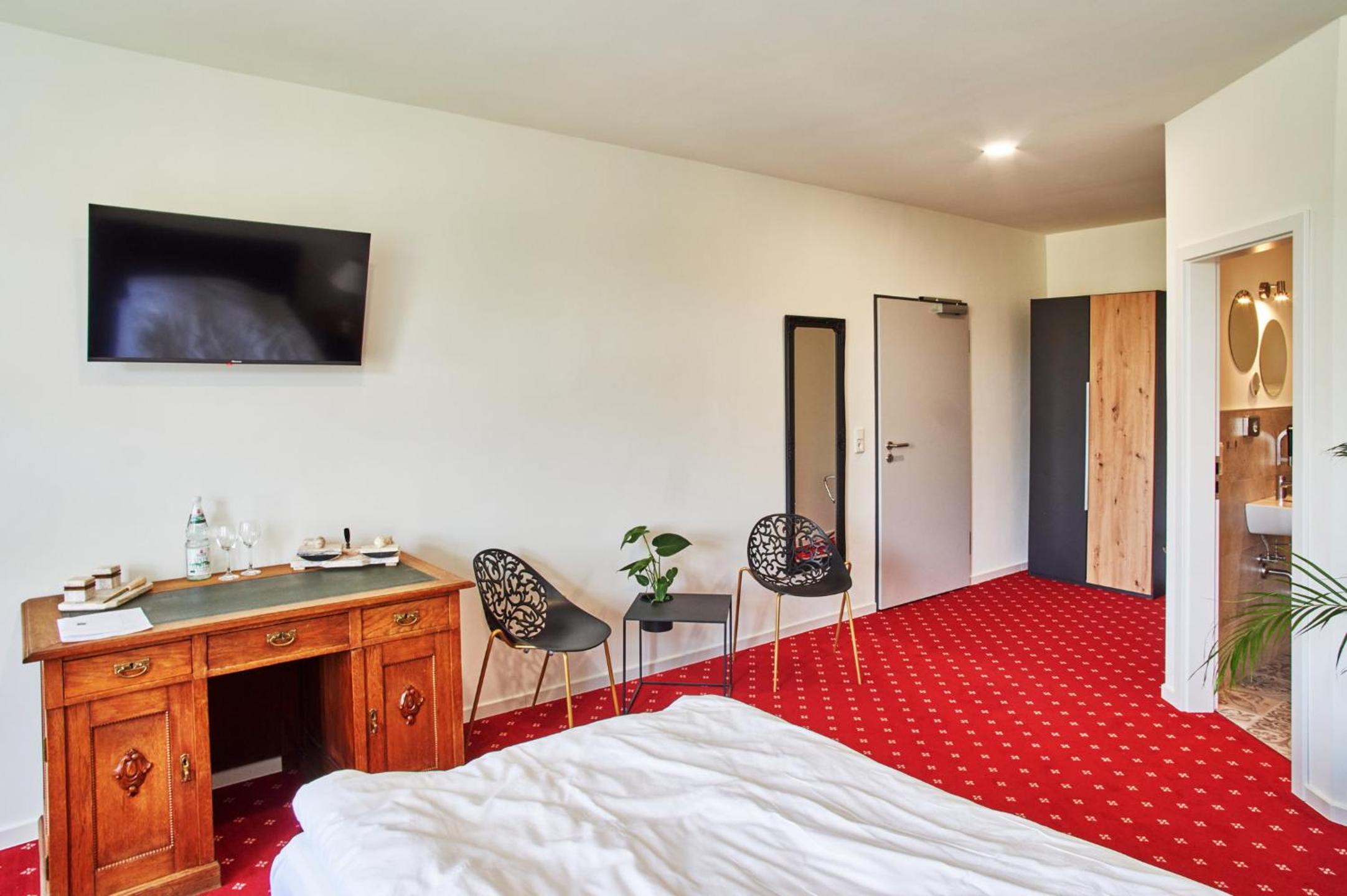 Deluxe Double or Twin Room photo 1