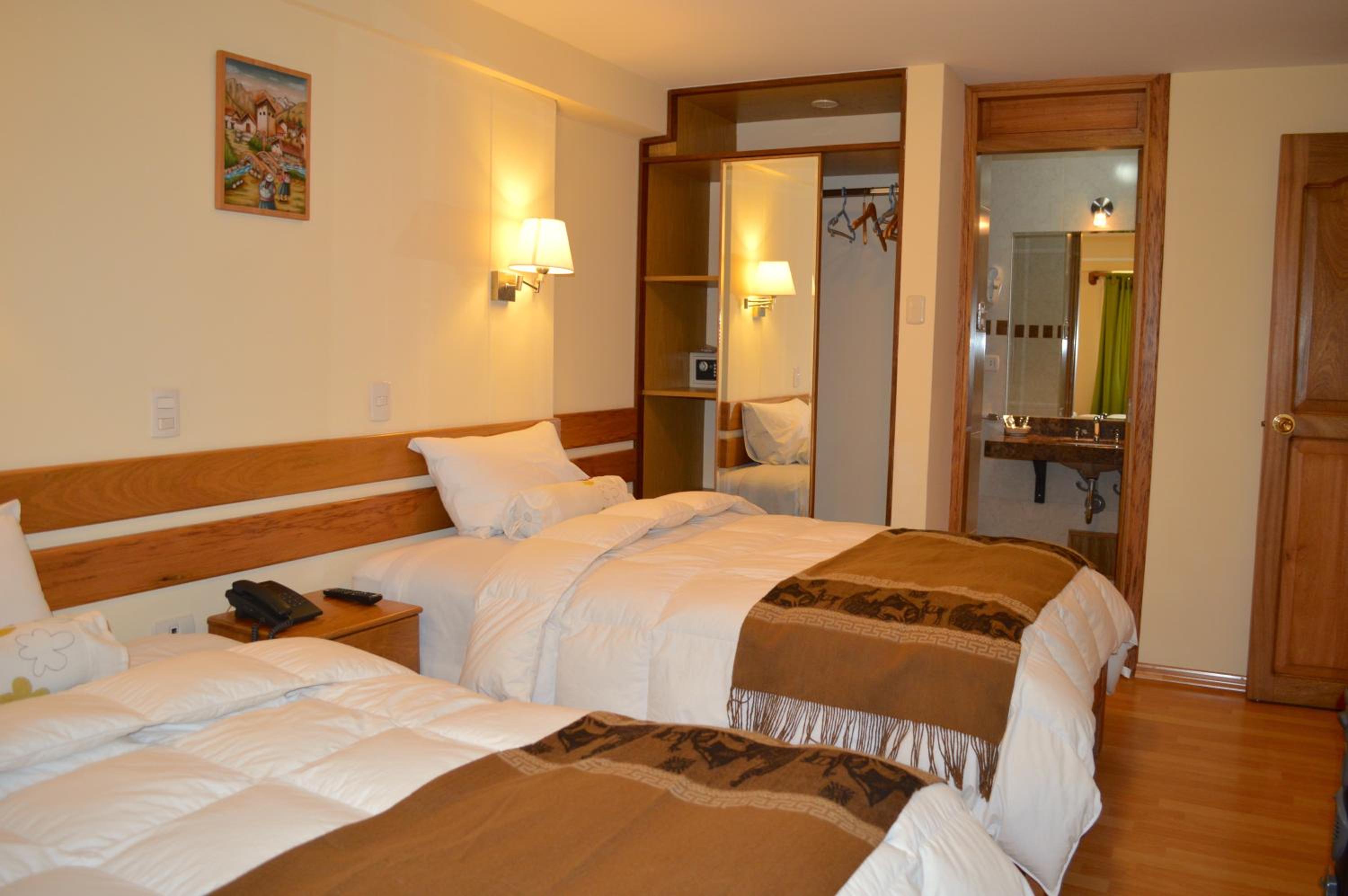 Double or Twin Room photo 2