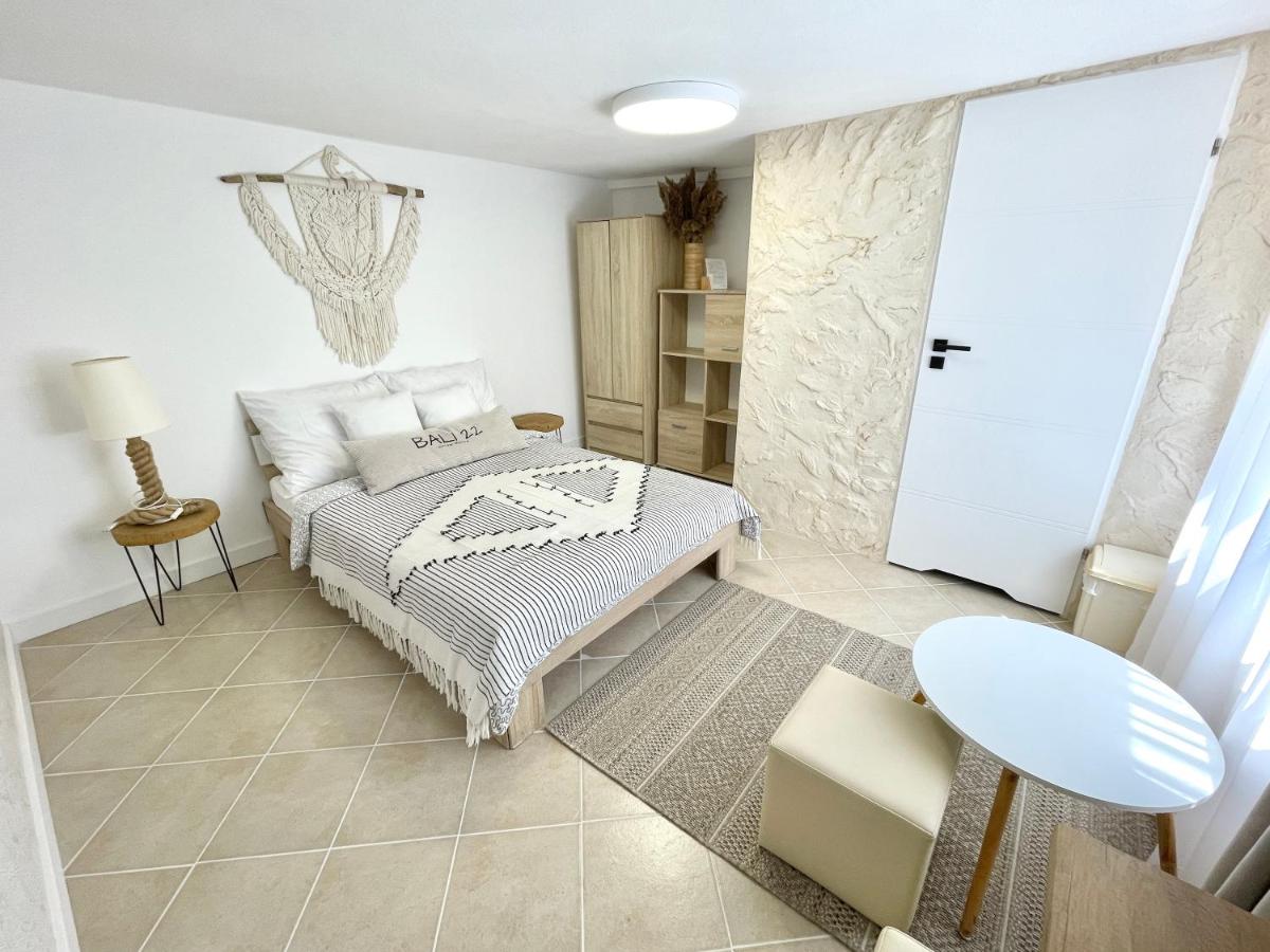 Economy Double Room photo 2