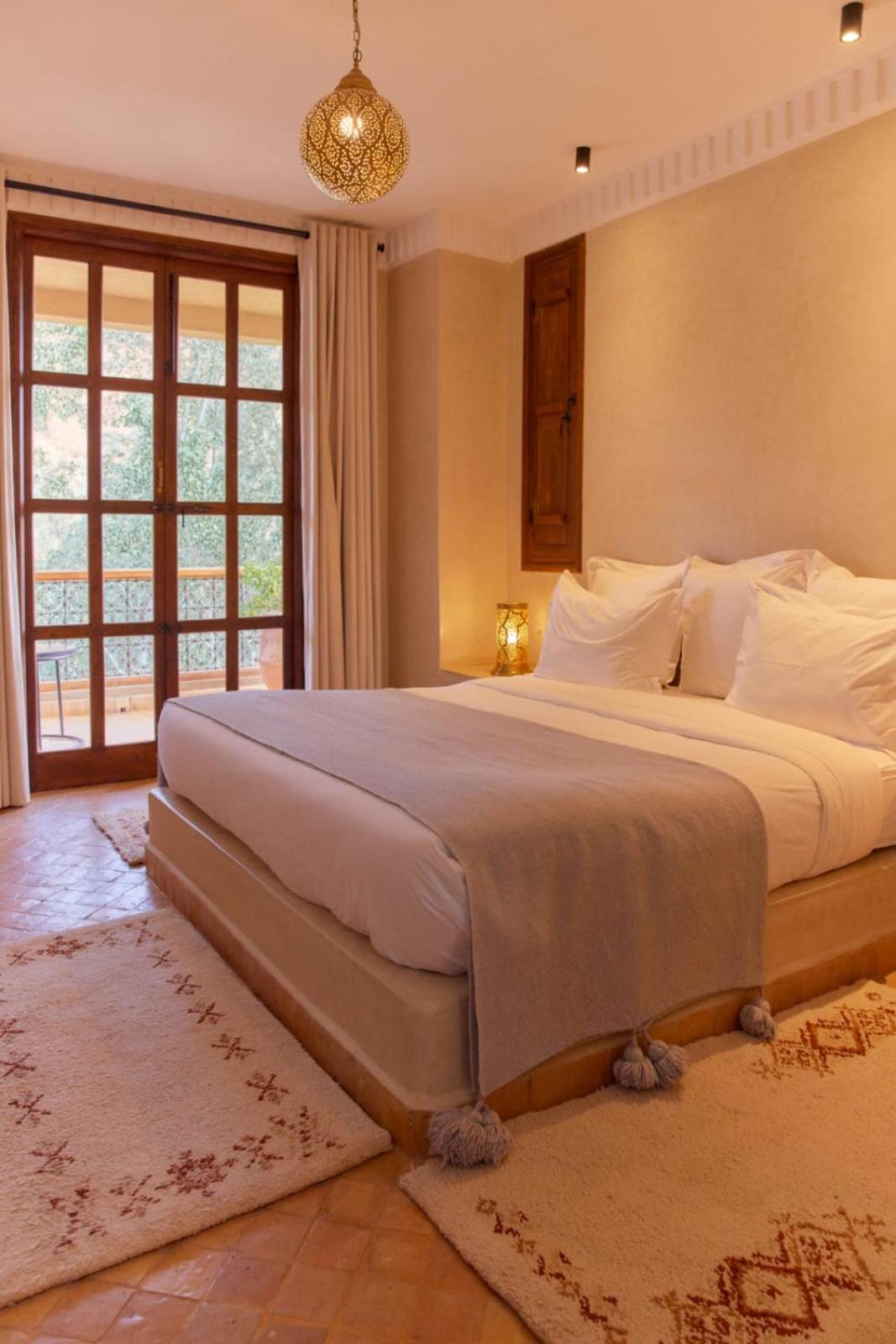 Double Room with Balcony - Photo 1