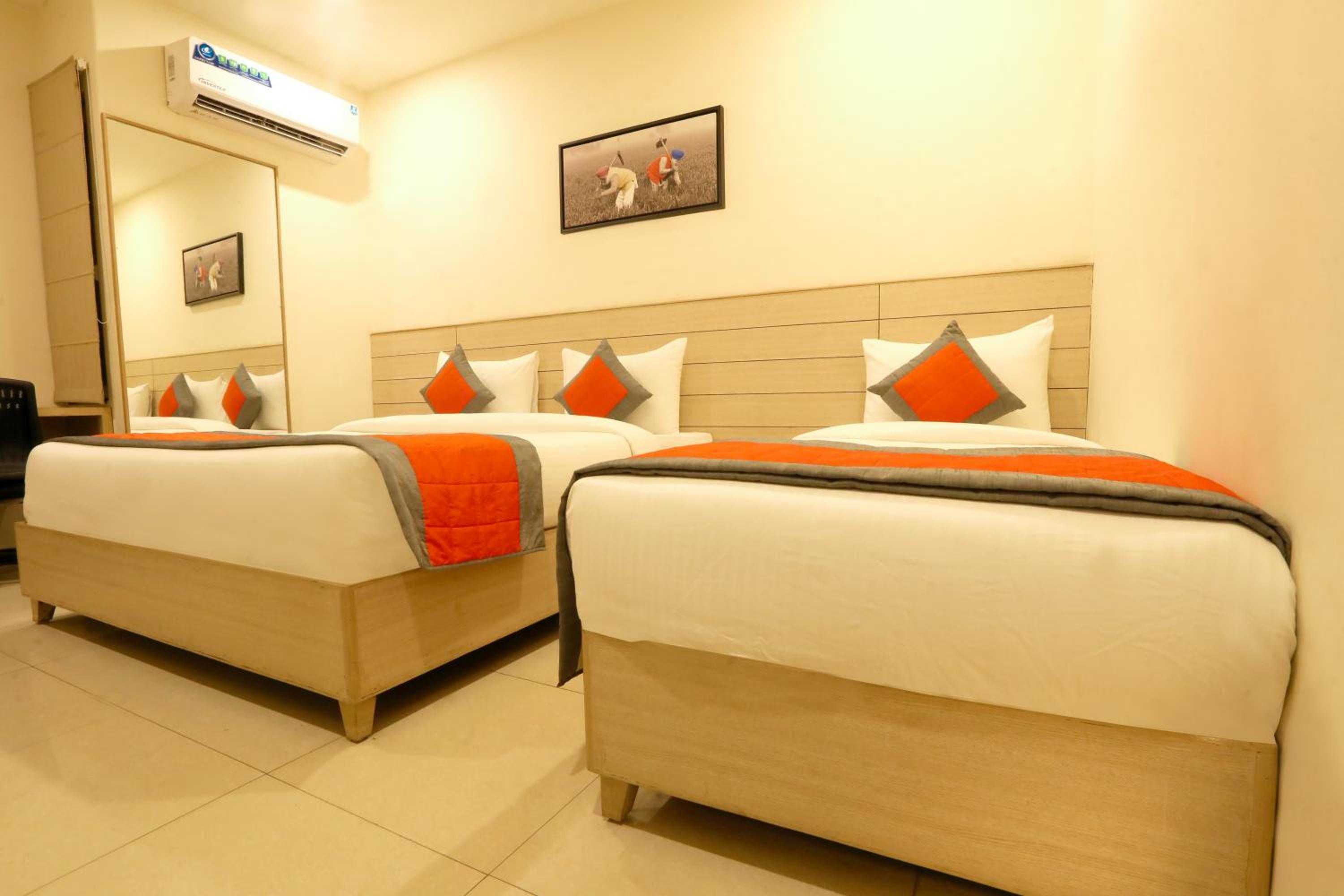 Superior Triple Room photo 1