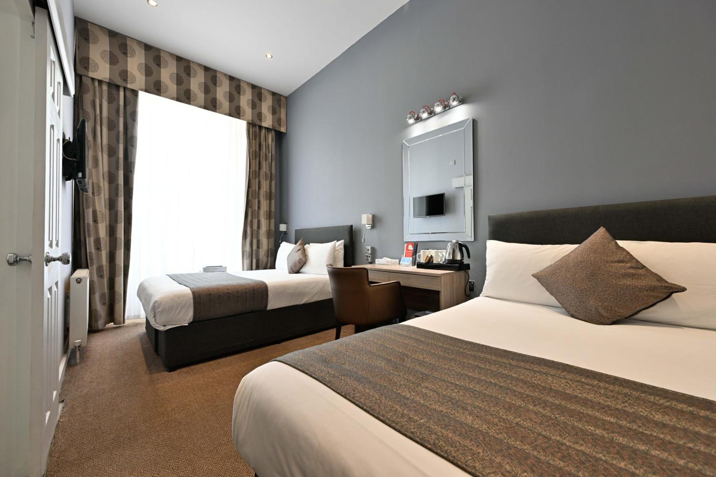Quadruple Room photo 1