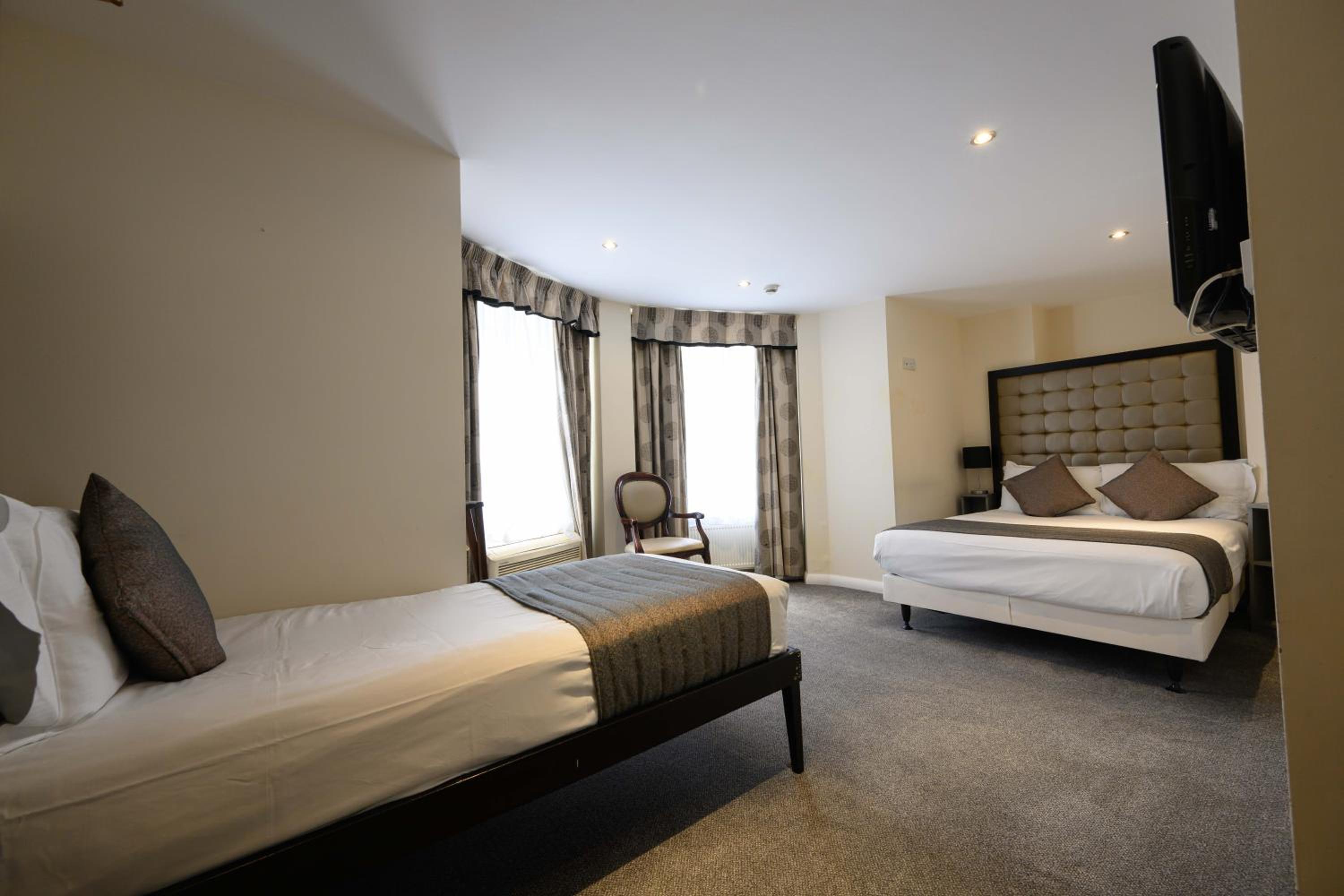 Triple Room photo 2