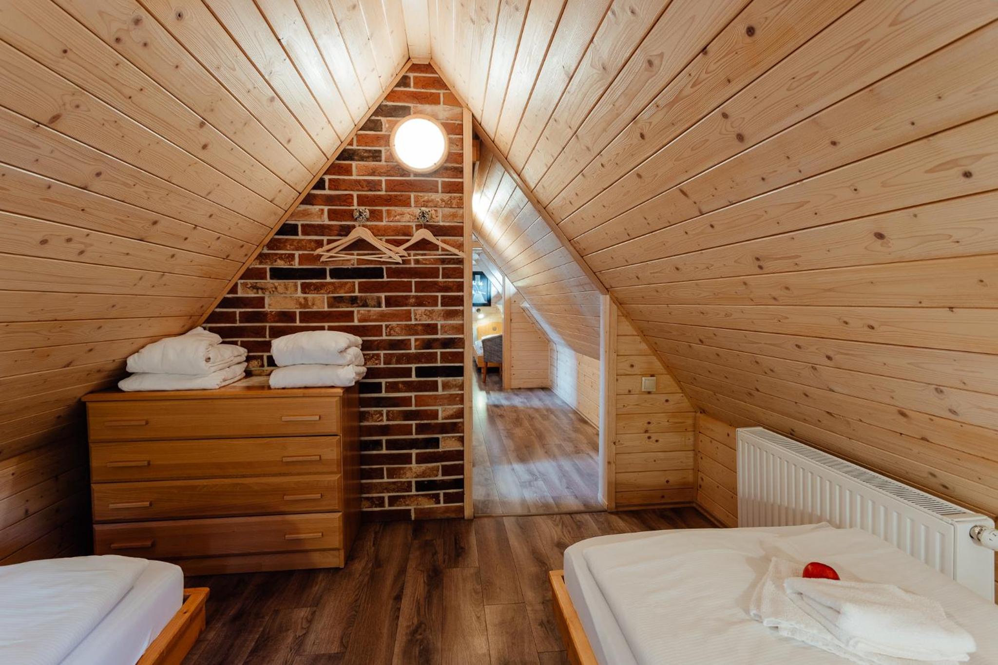Standard Quadruple Room - Photo 4