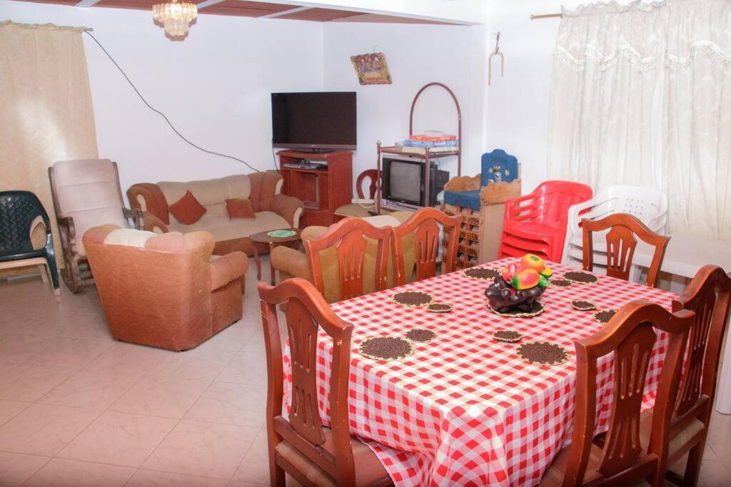 One-Bedroom House photo 3