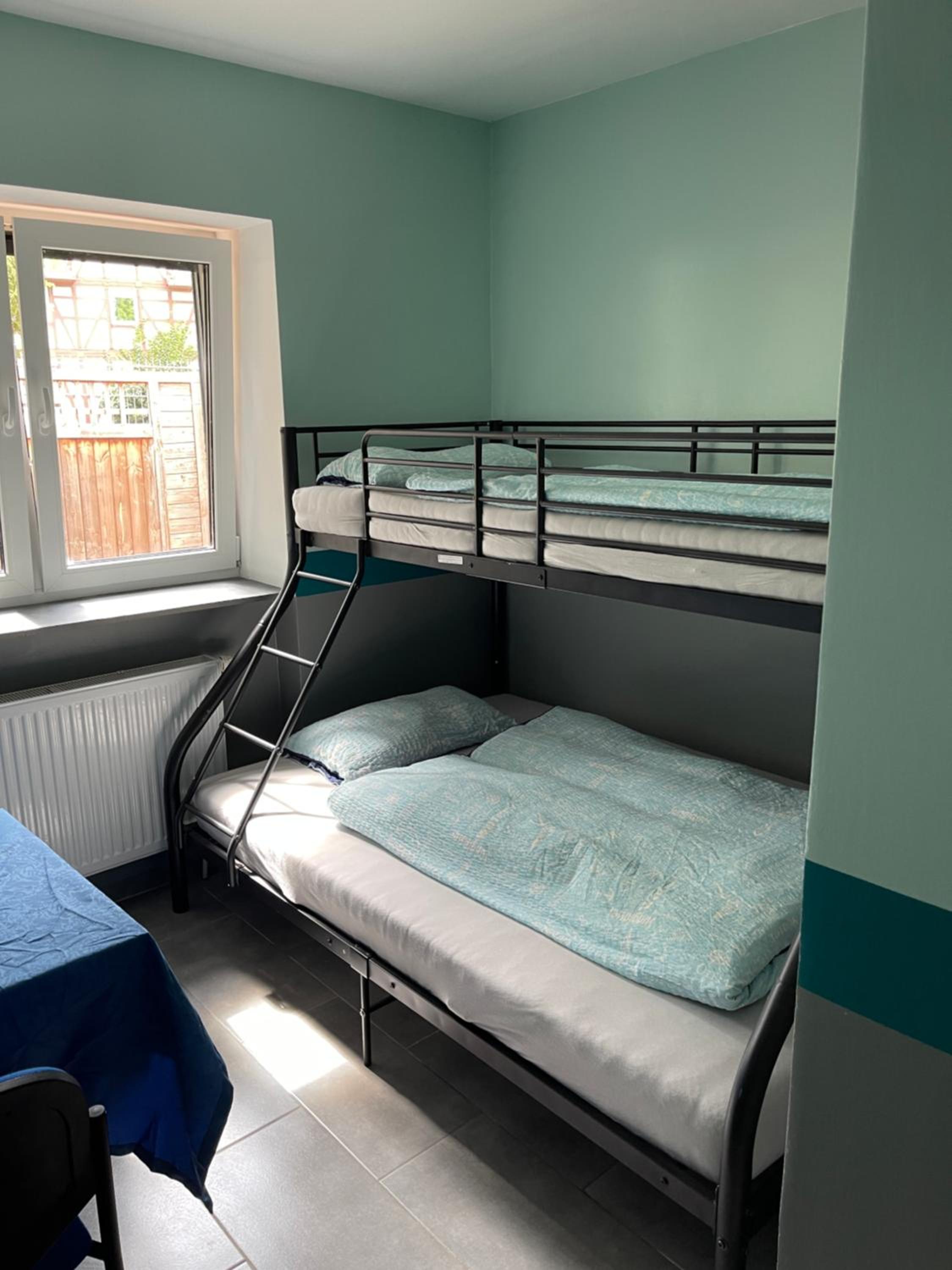 Comfort Triple Room with Shower - Photo 2