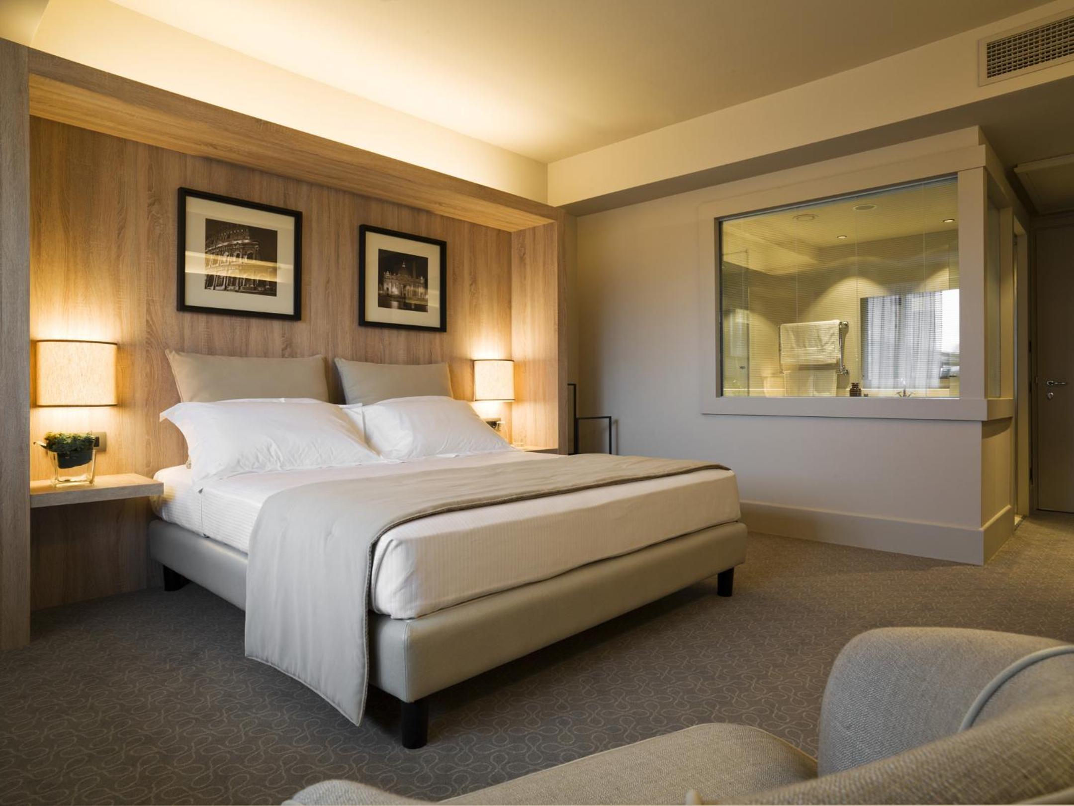 Executive Double Room - Photo 7