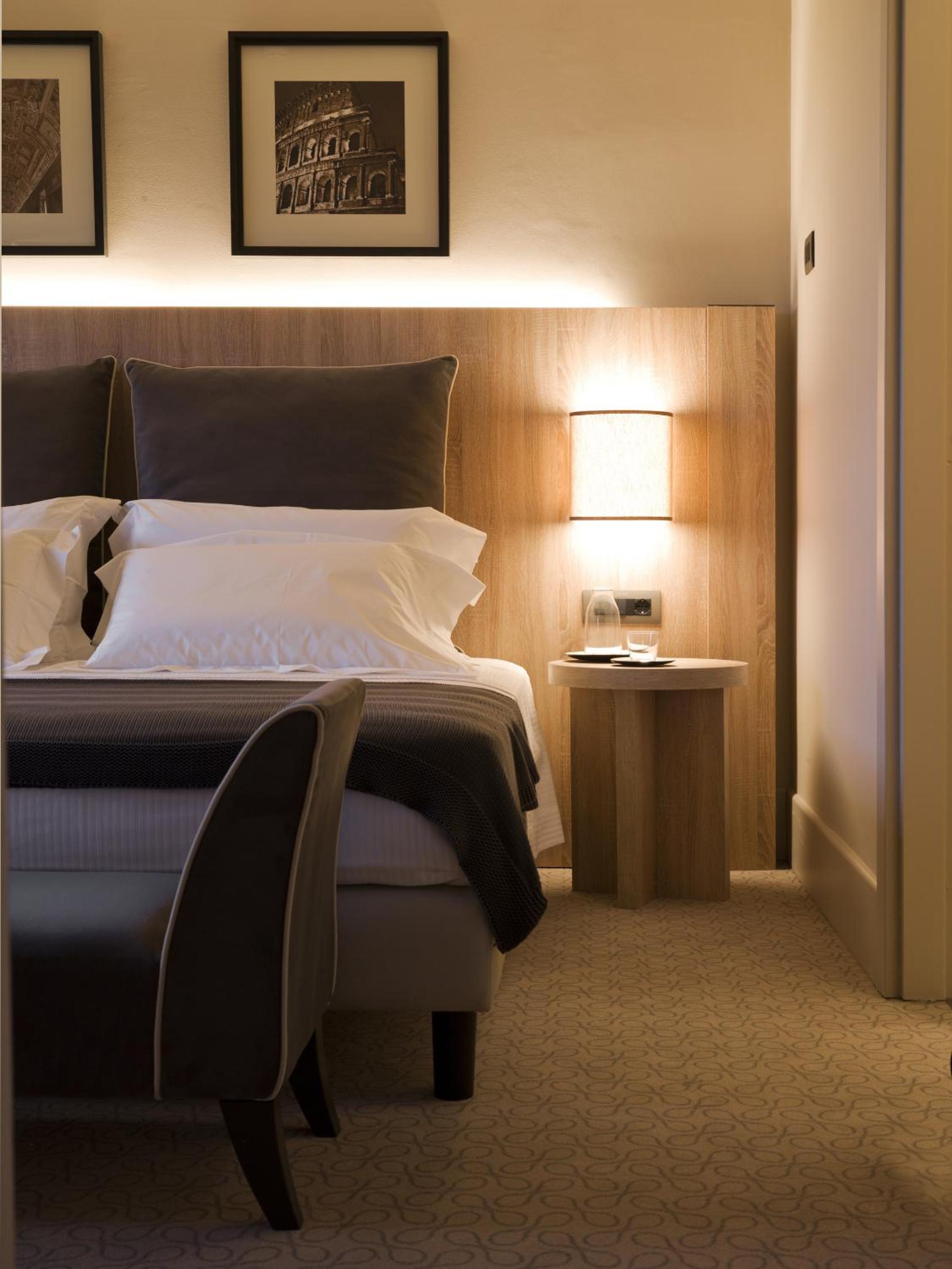 Premier Double or Twin Room - Photo 5