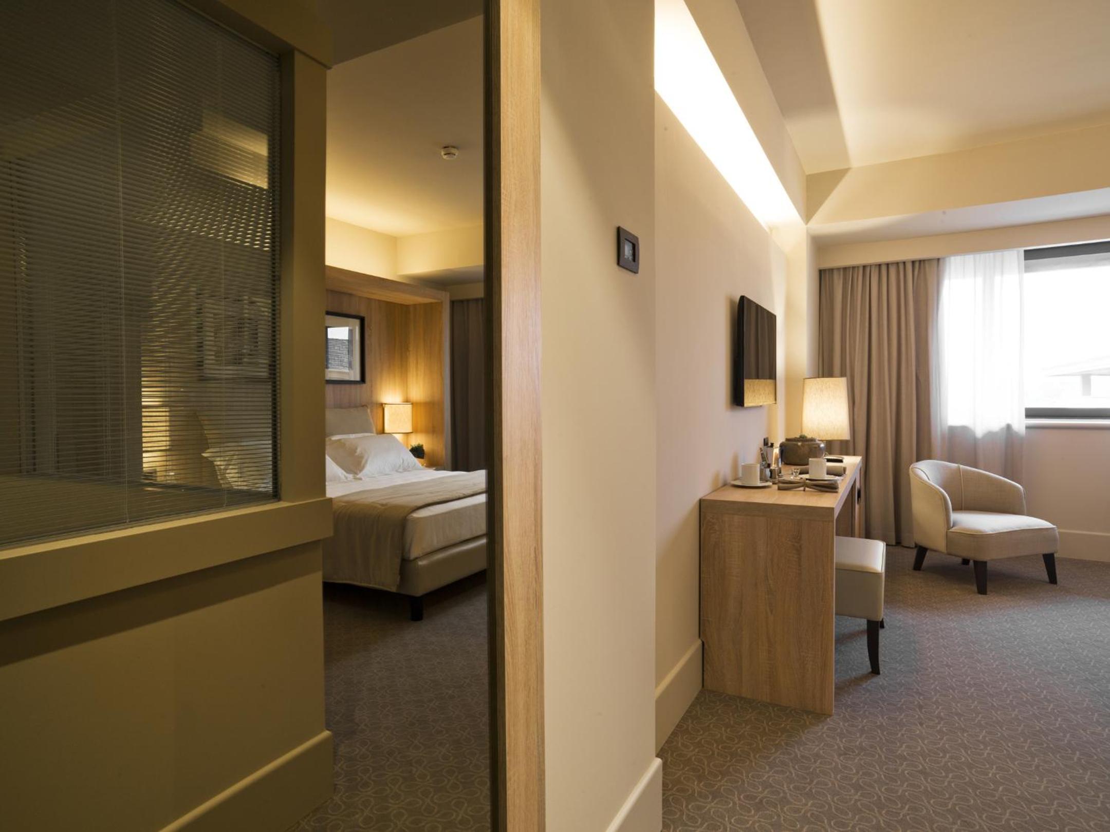 Executive Double Room - Photo 3