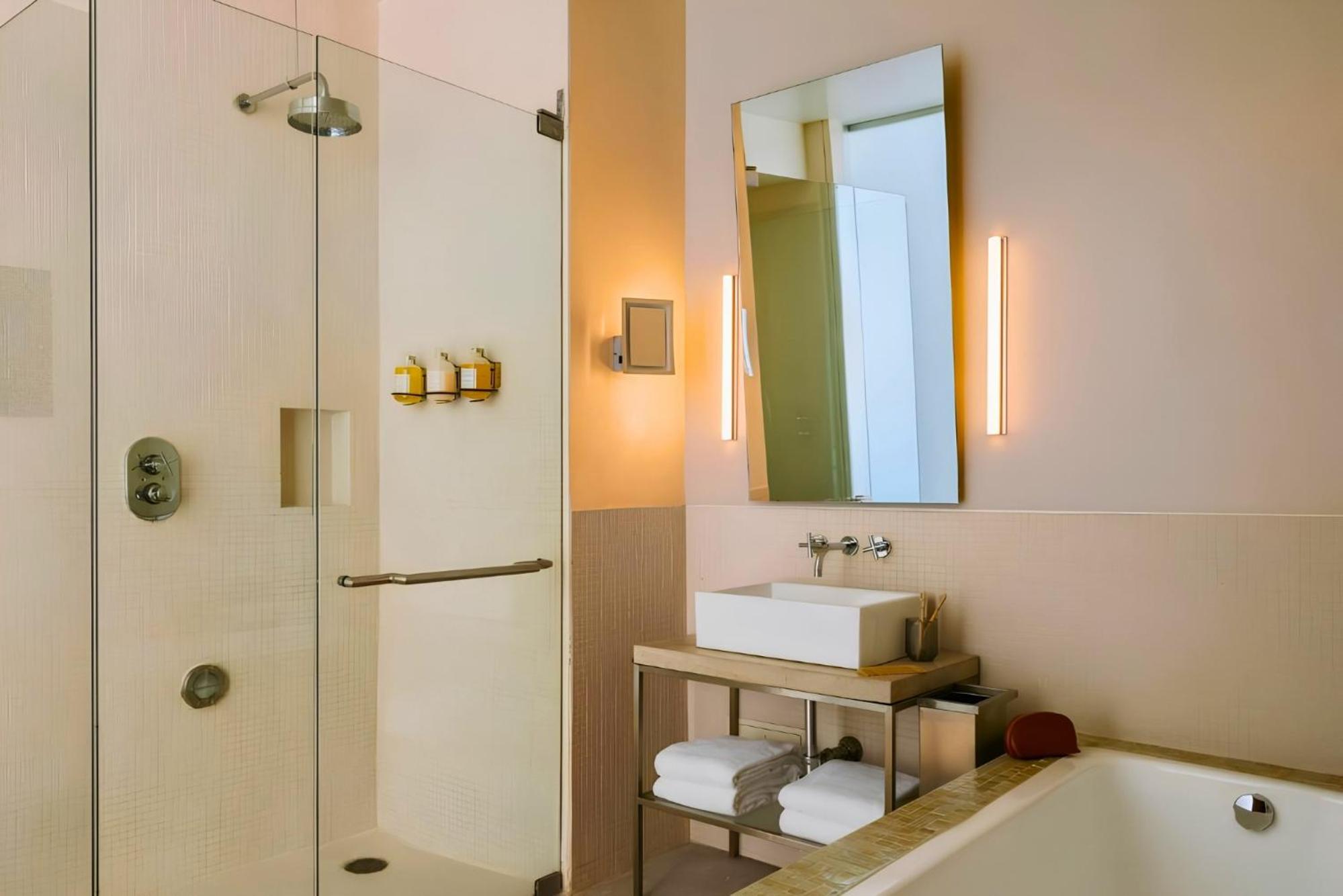 One-Bedroom Suite