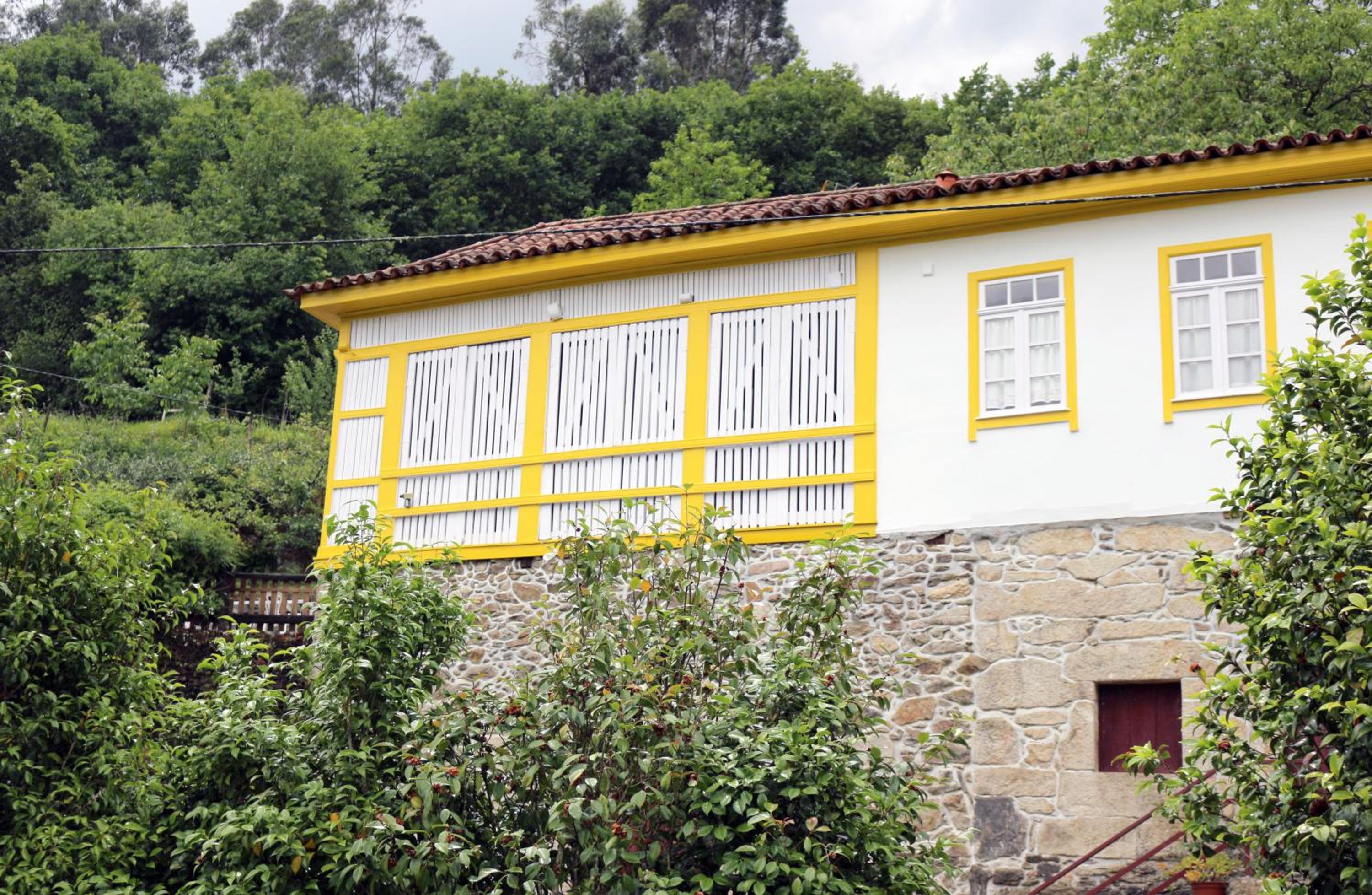Two-Bedroom House photo 2