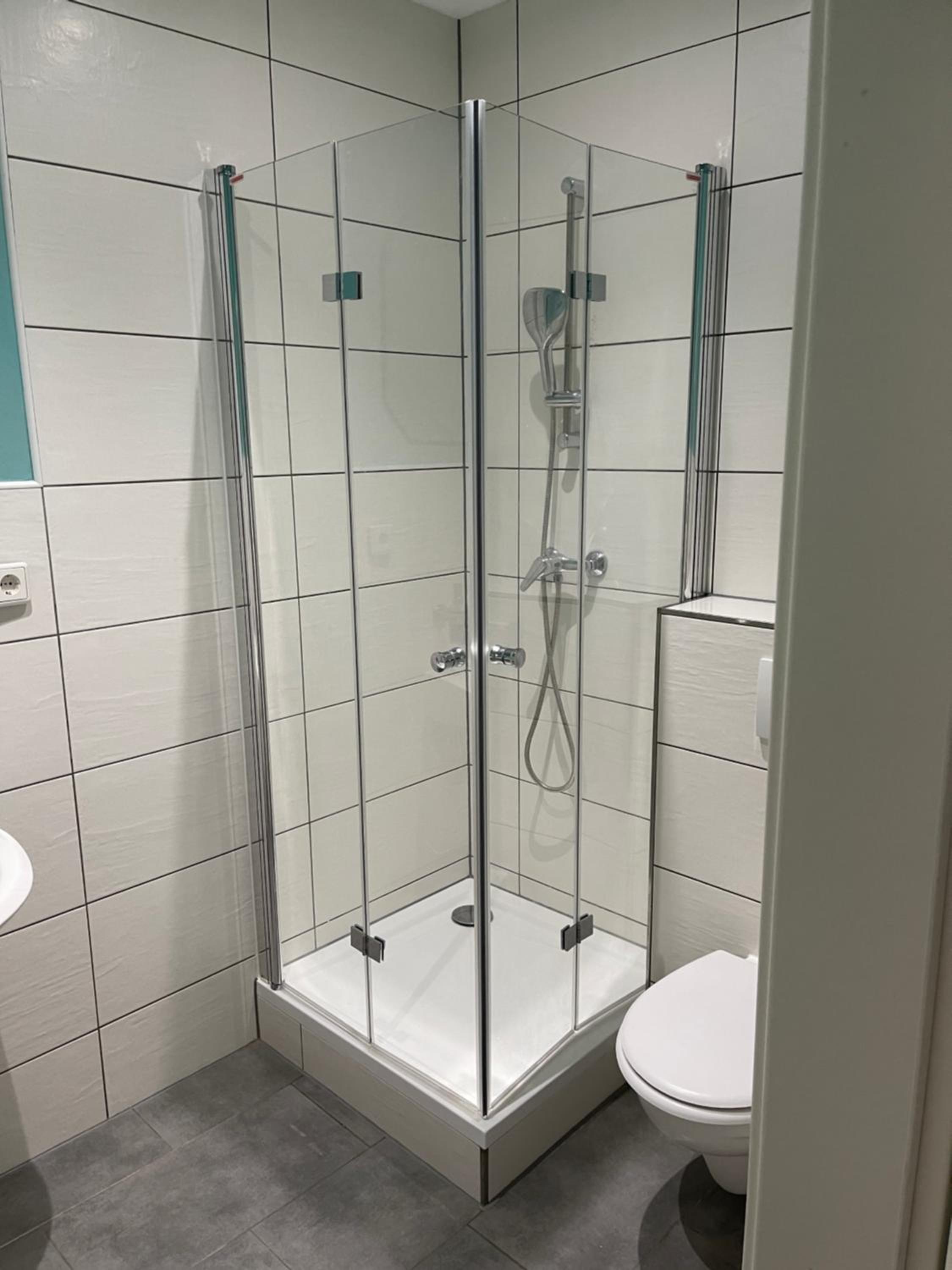 Comfort Triple Room with Shower - Photo 4