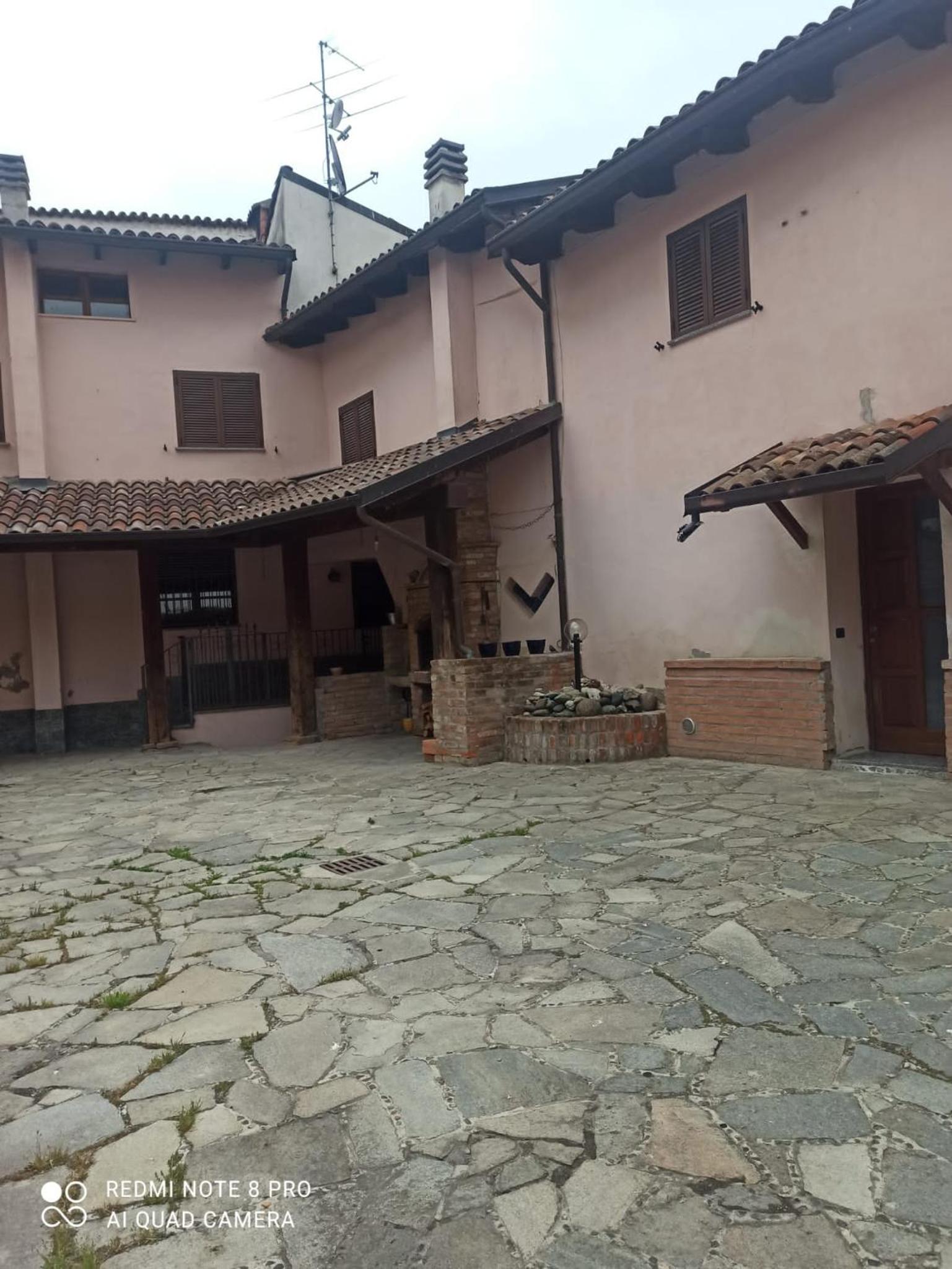 Three-Bedroom House photo 2
