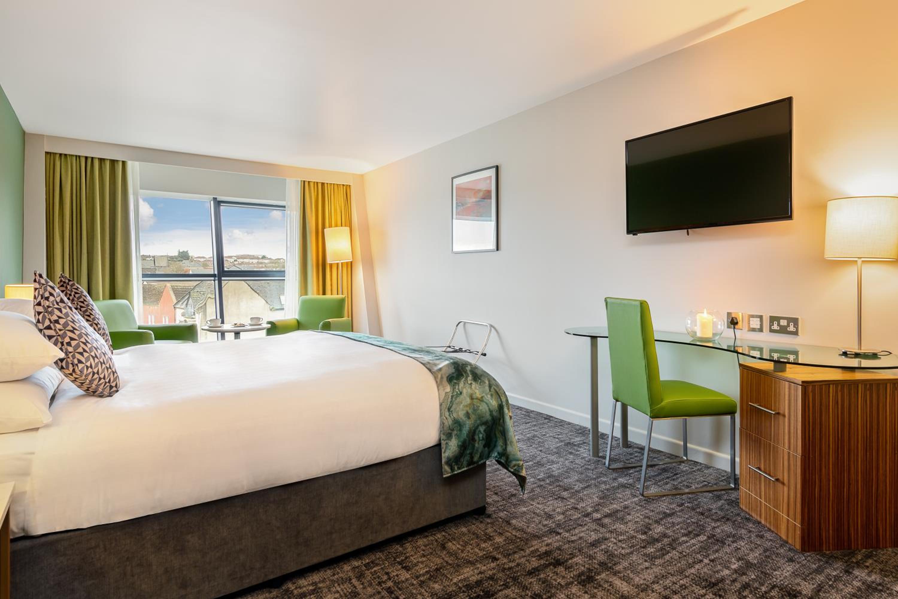 Deluxe Double Room with River View - Photo 1