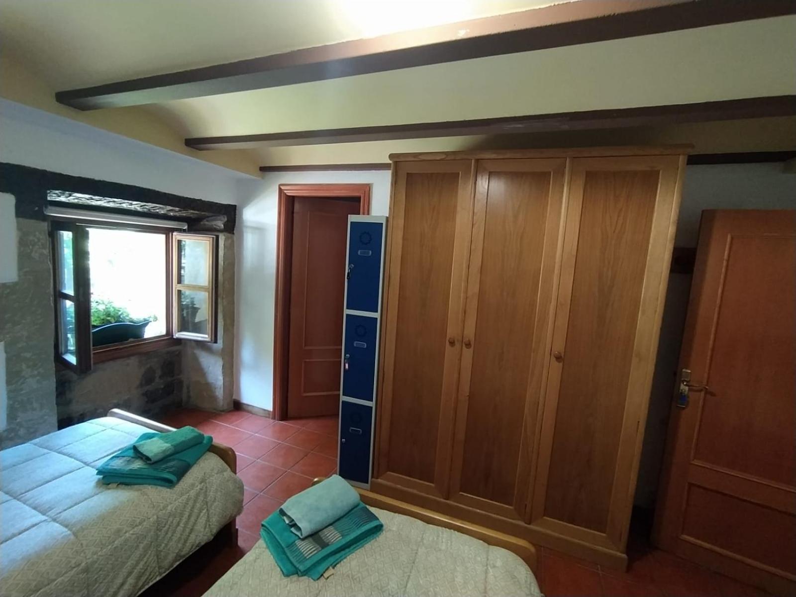 Basic Triple Room photo 2