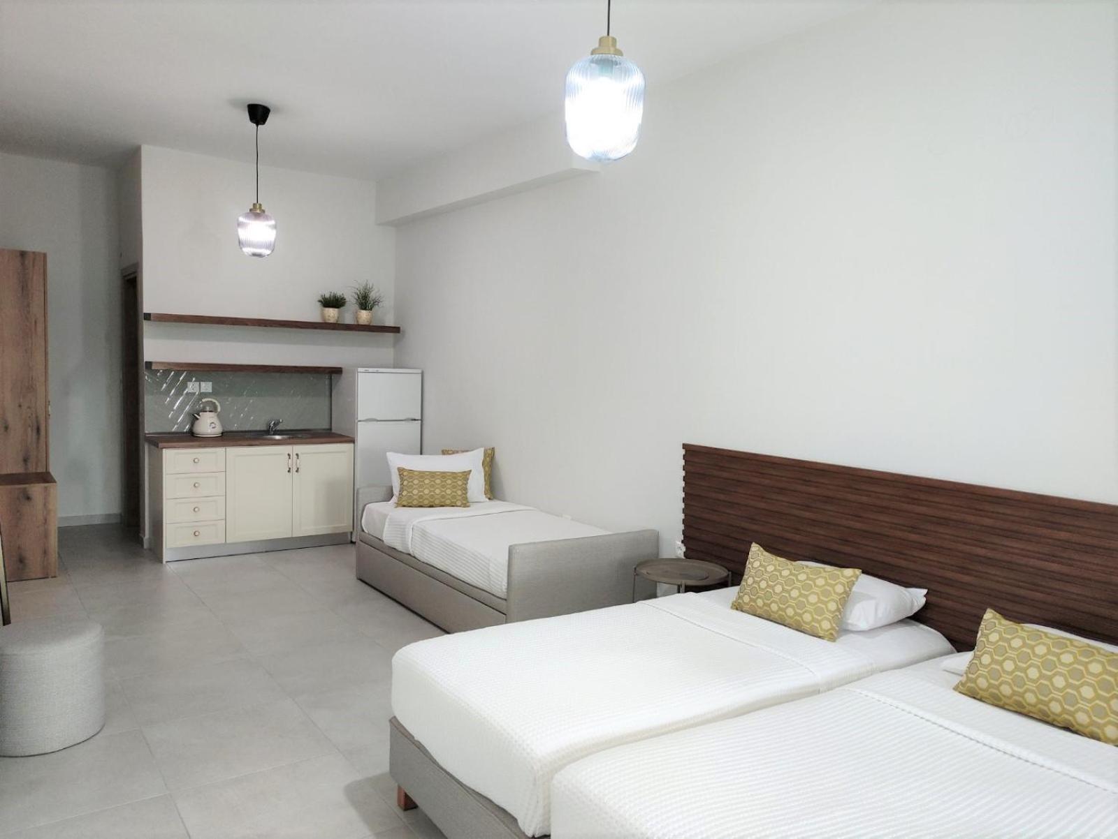 Superior Triple Room photo 3